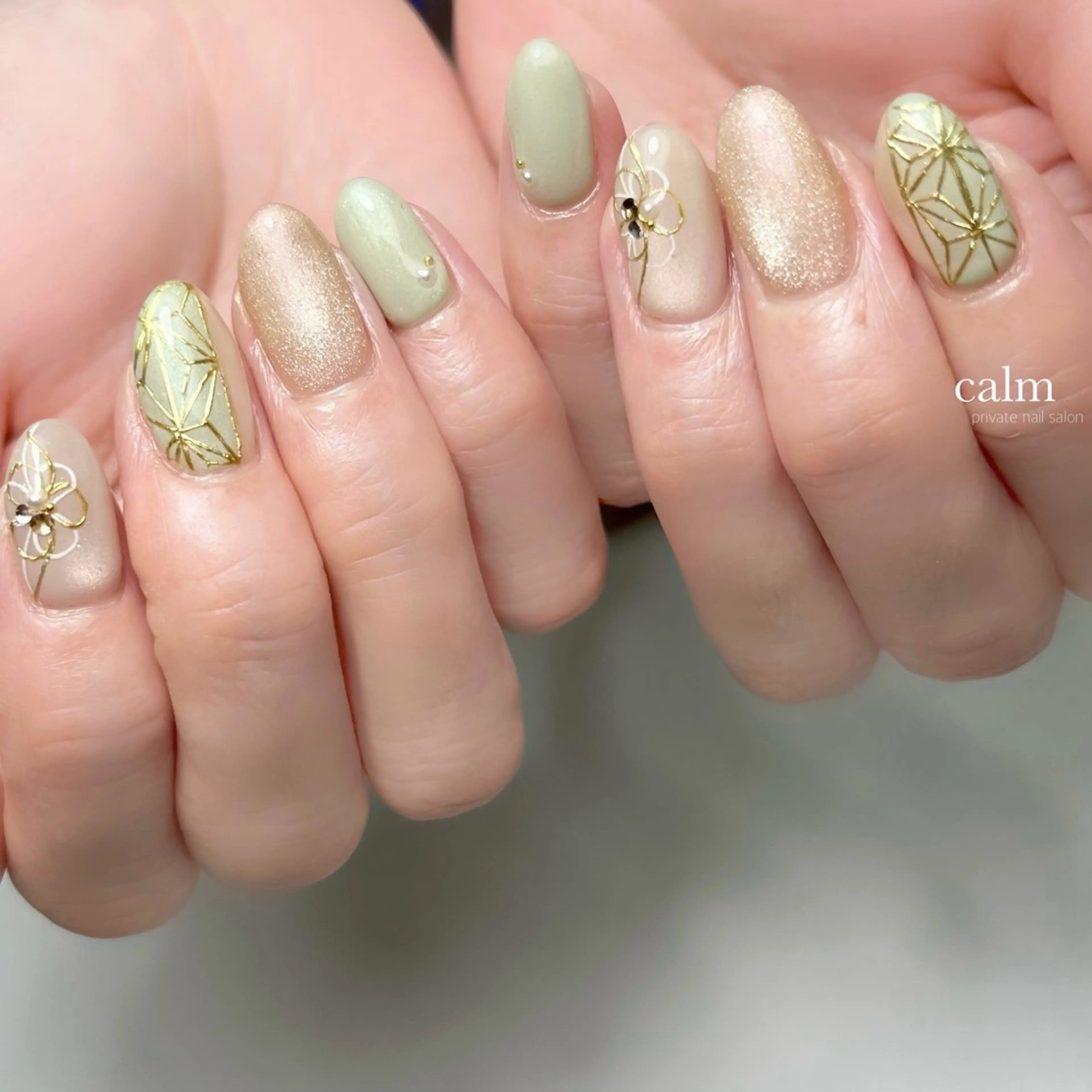 ネイル ハンドネイル calm 〔ｶｰﾑ〕のネイルデザイン