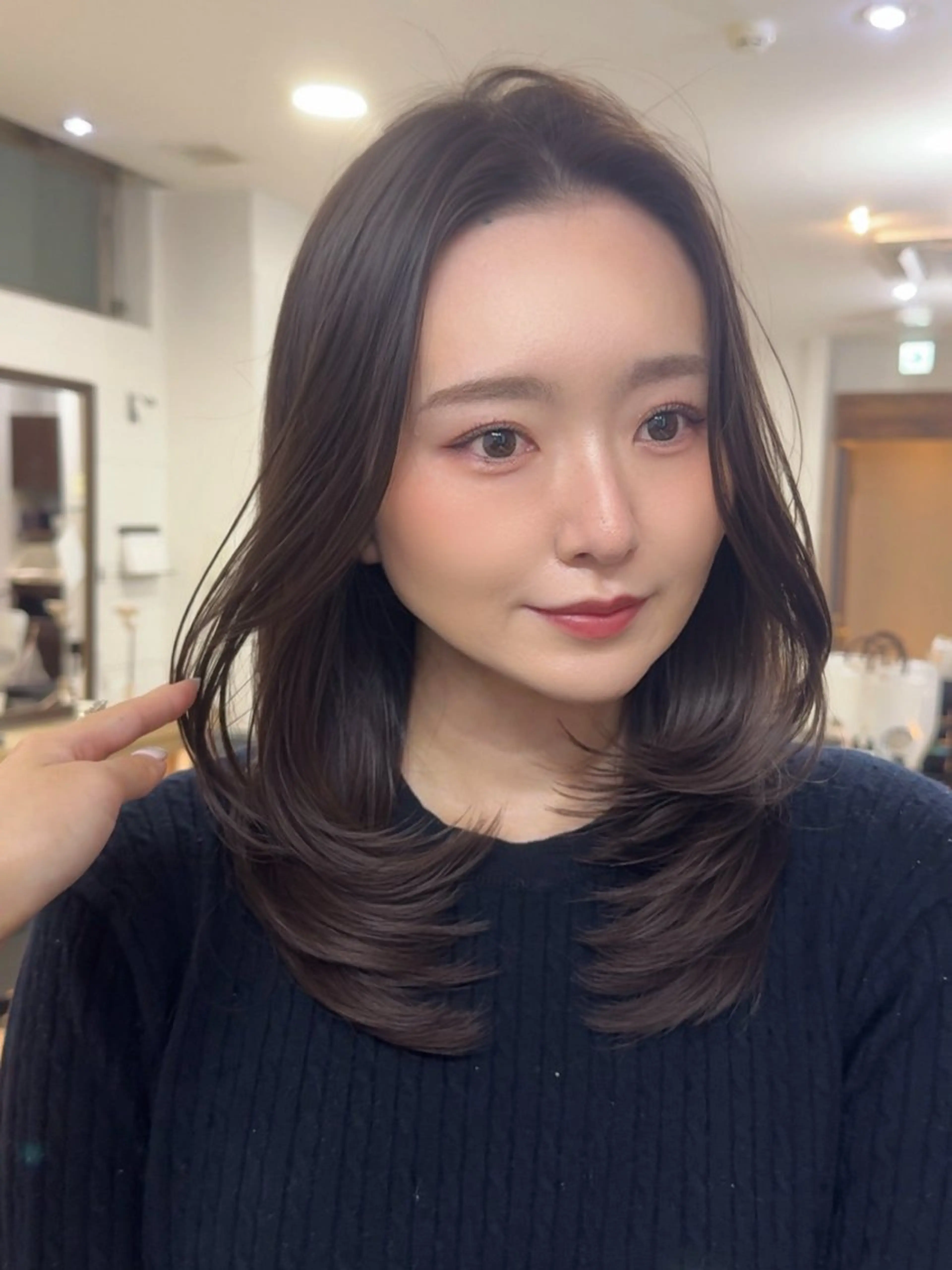 ロング 顔周りカット レイヤーカット 小顔カット 野村 真白のヘアスタイル