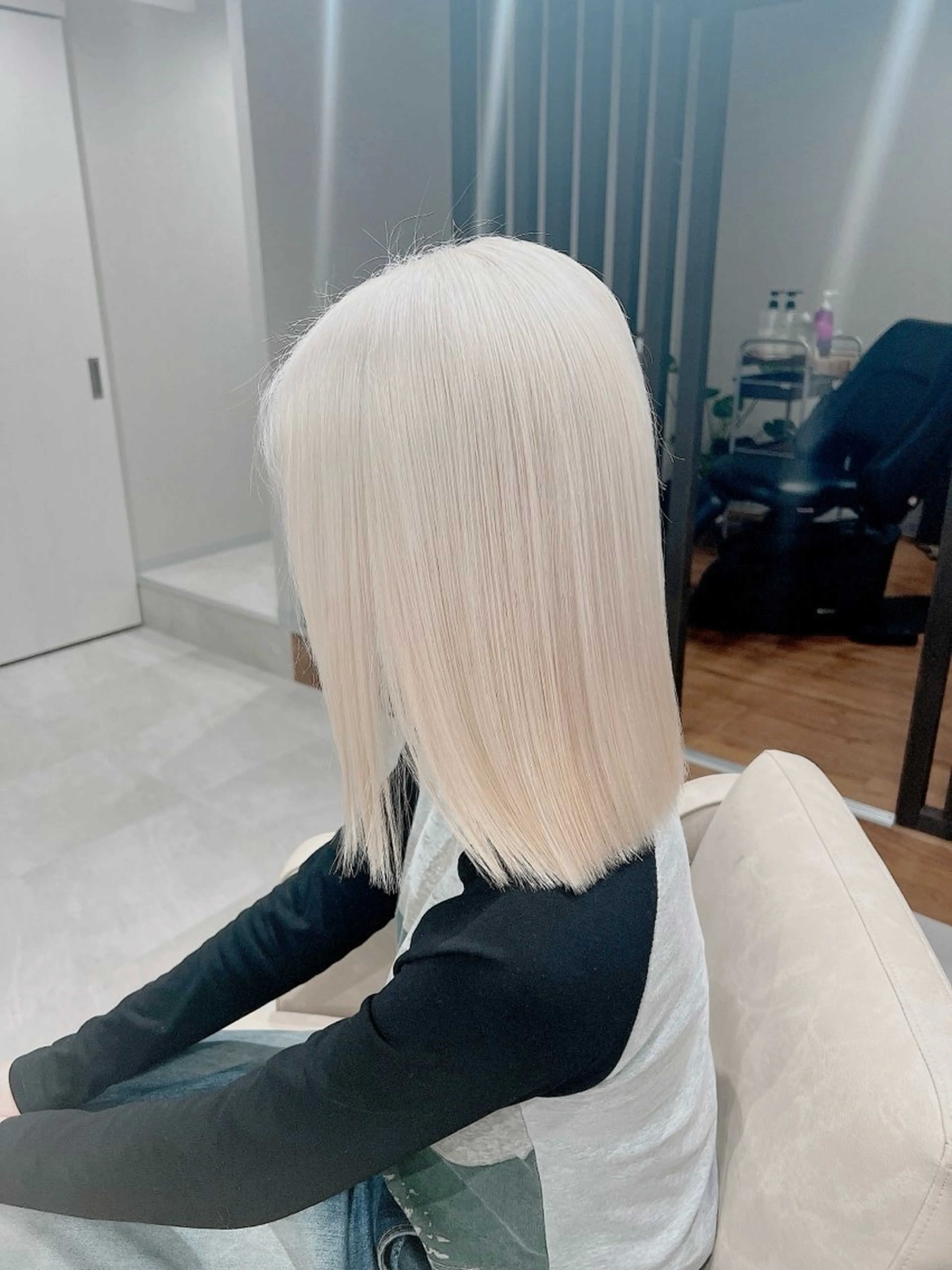 セミロング カラー box  mico. mutsumiのヘアスタイル