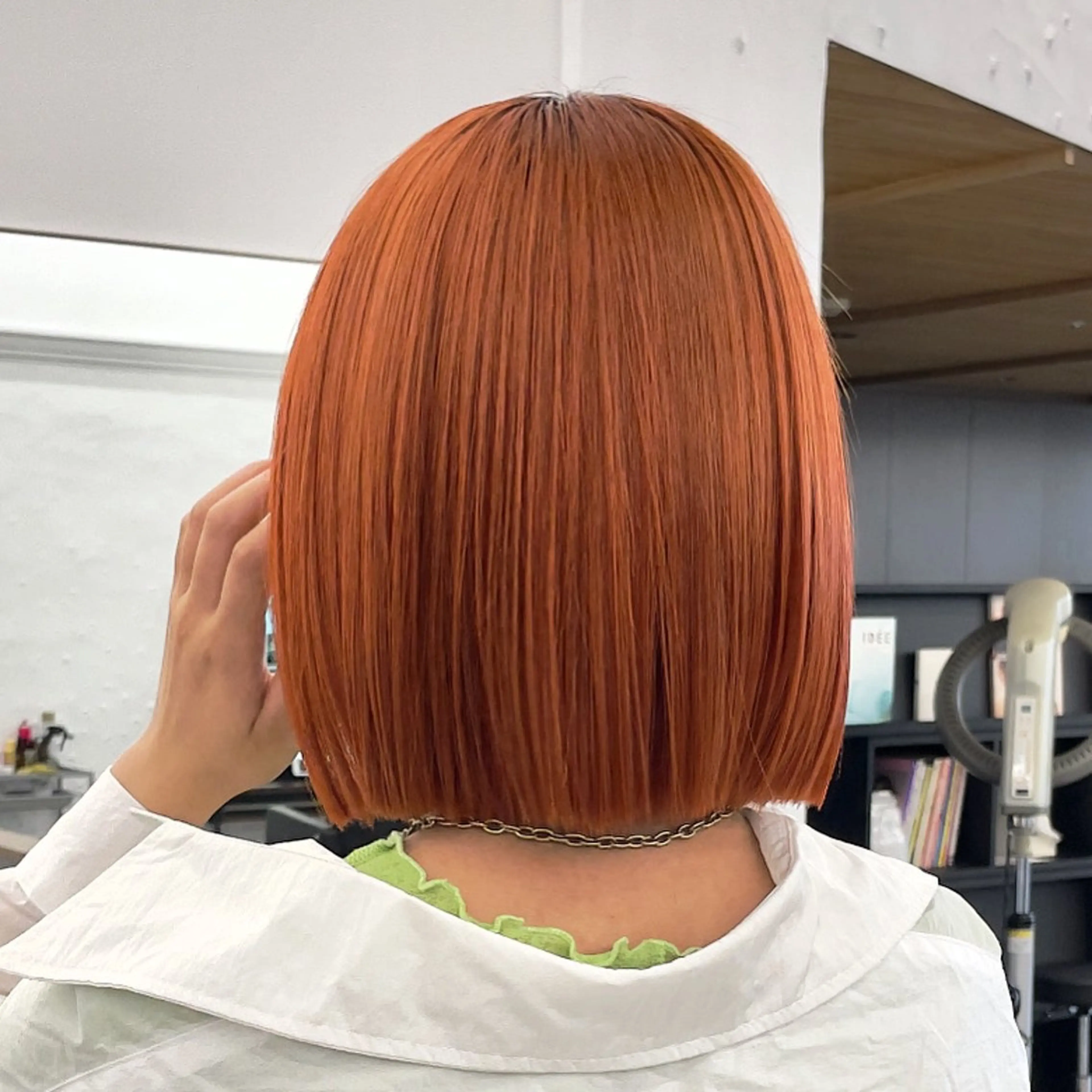 セミロング カラー ヘアアレンジ 暖色ダブルカラーボブ レイヤー🌈AINAのヘアスタイル