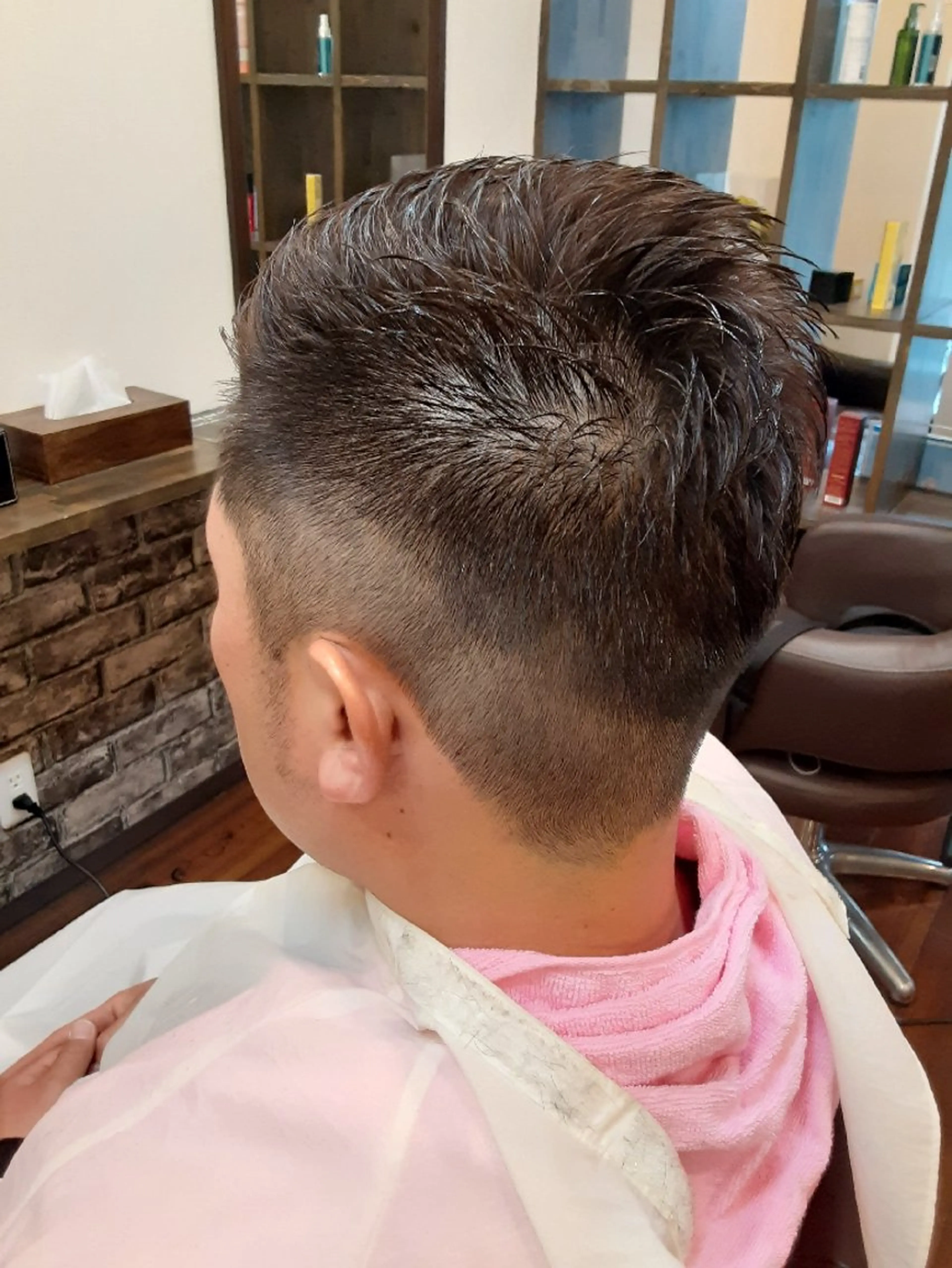 【👨メンズ限定✨】メンズカット×透明感カラー(ケアブリーチ&カラー)×保湿トリートメント付の写真