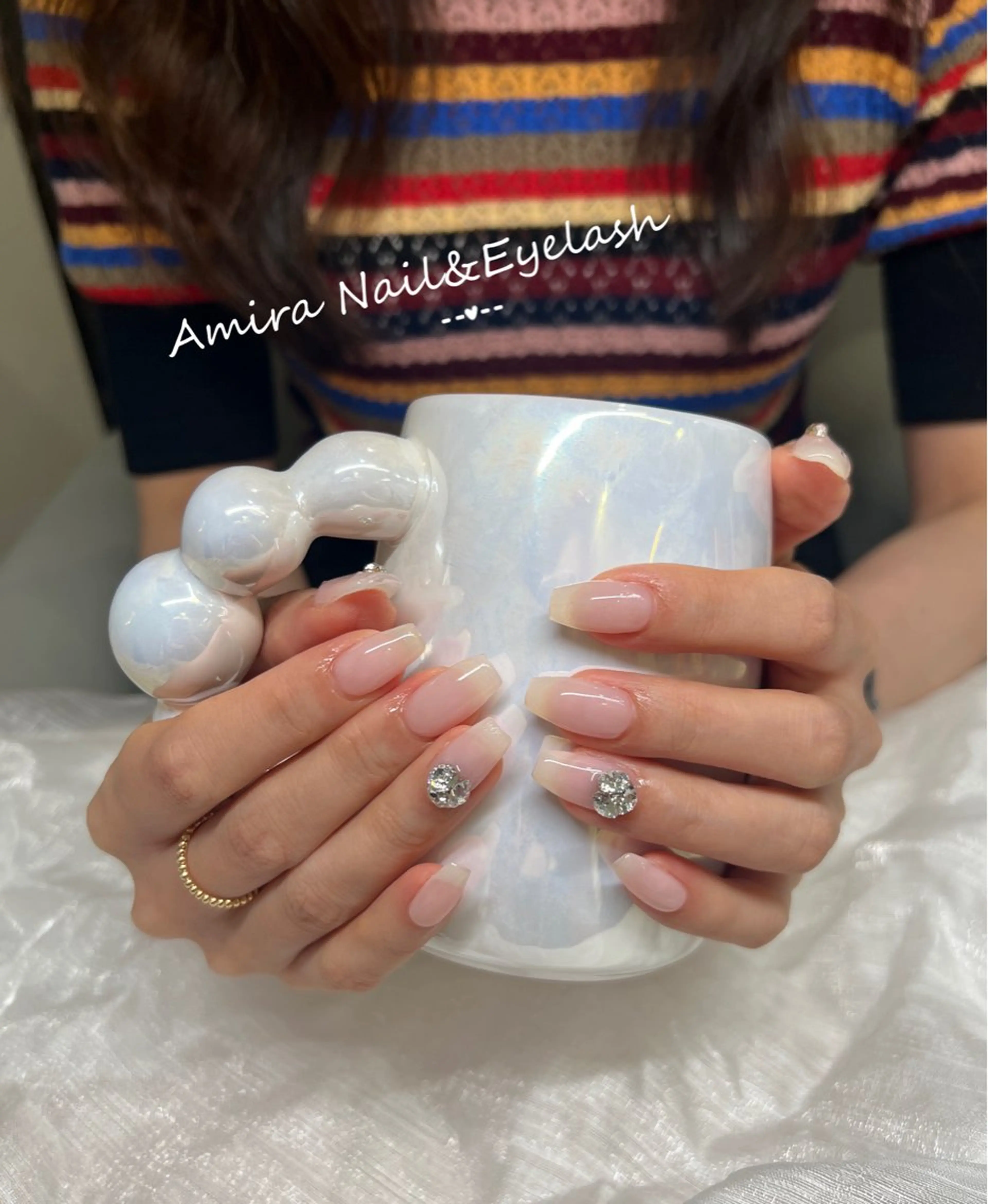 ネイル Amira アイラッシュのマツエク・マツパデザイン