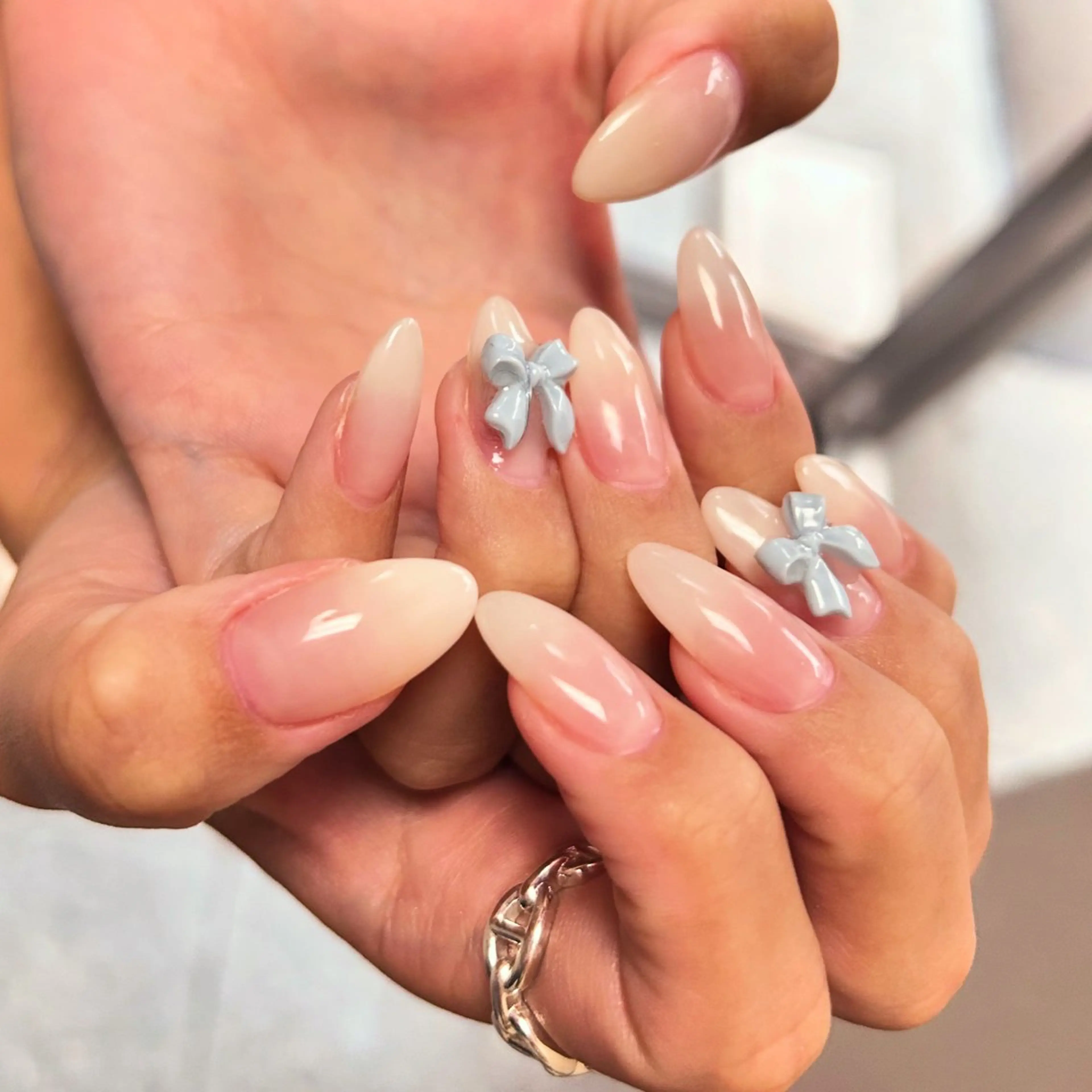 ネイル ハンドネイル フットネイル ✴︎ Delightのネイルデザイン