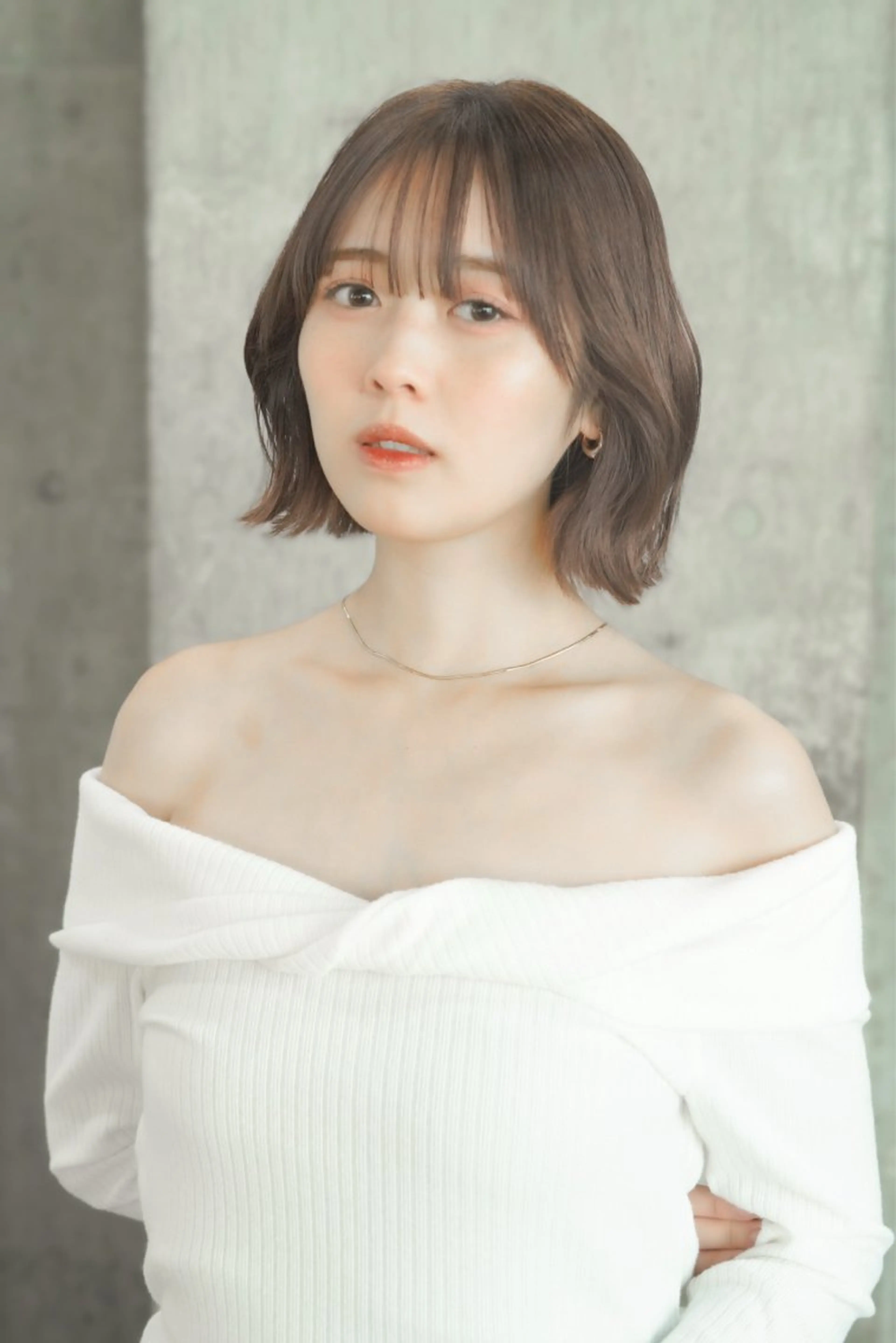 ミディアム カット ヘアカラー トリートメント yelm所属・🫒オリーブカラー ミディアムレイヤー✨のヘアスタイル