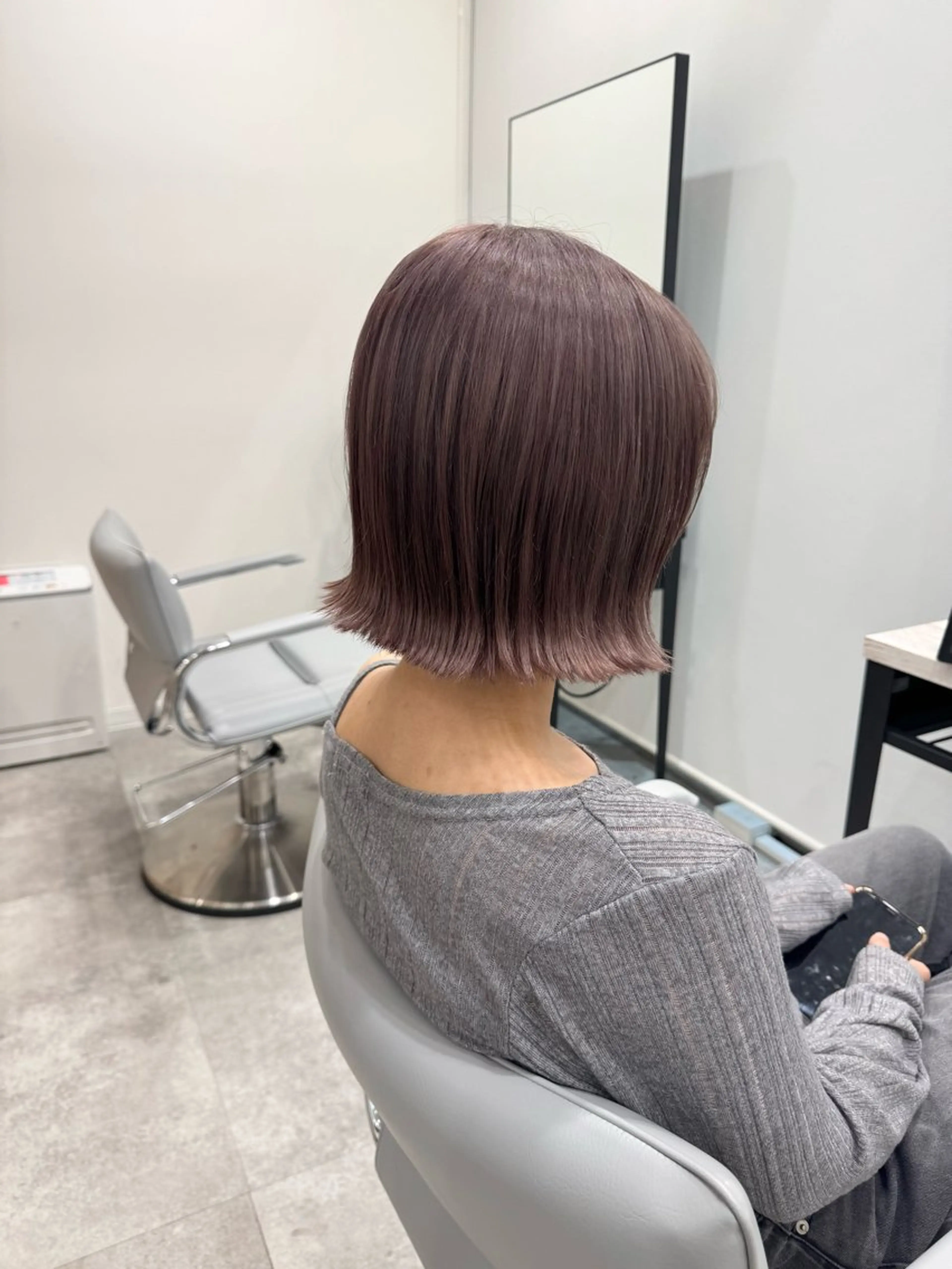 ショート カット ヘアカラー トリートメント RAISE by_WHITEのヘアスタイル