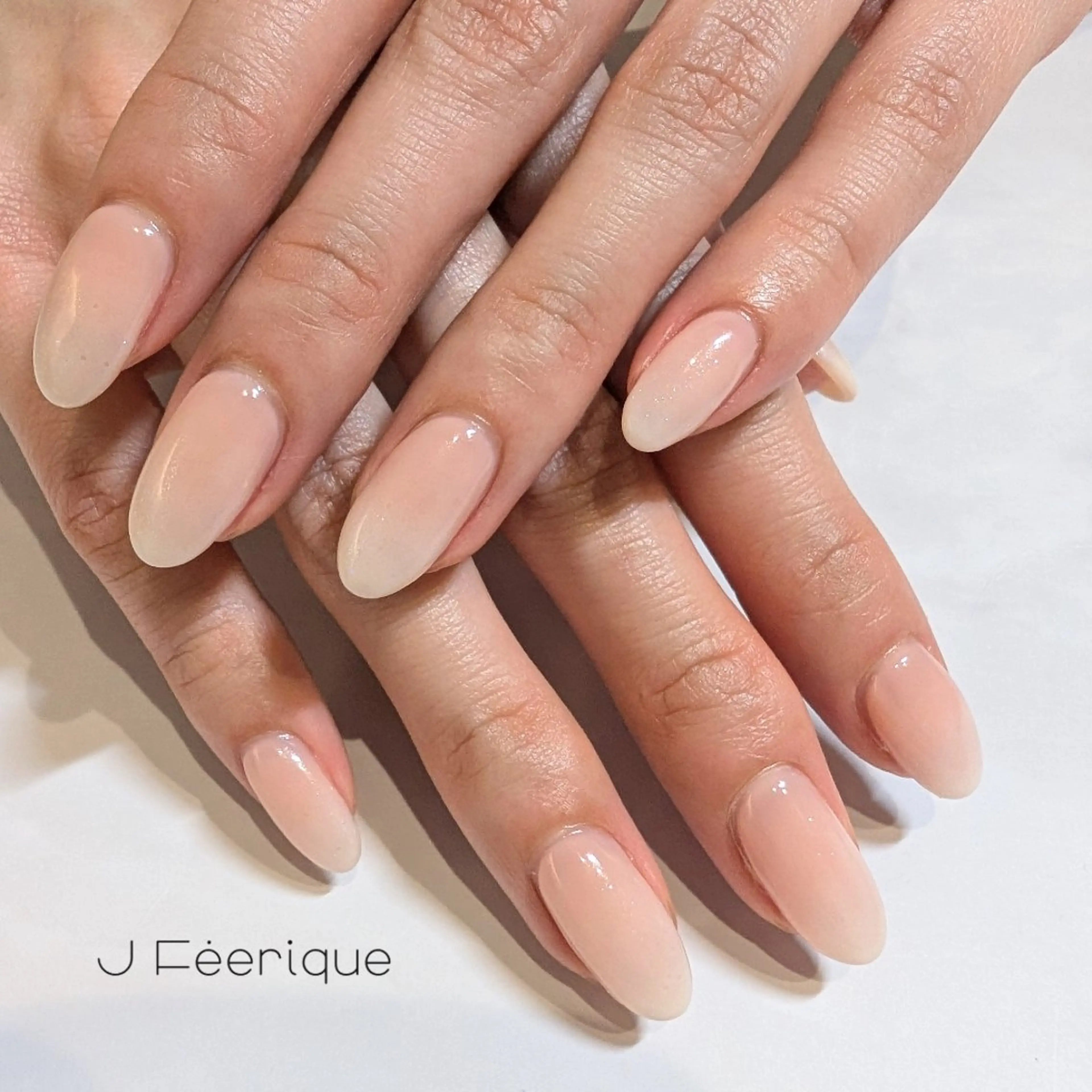 ネイル ハンドネイル ハンドケア Eri　歴8年　/ 南森町ネイル💅のネイルデザイン