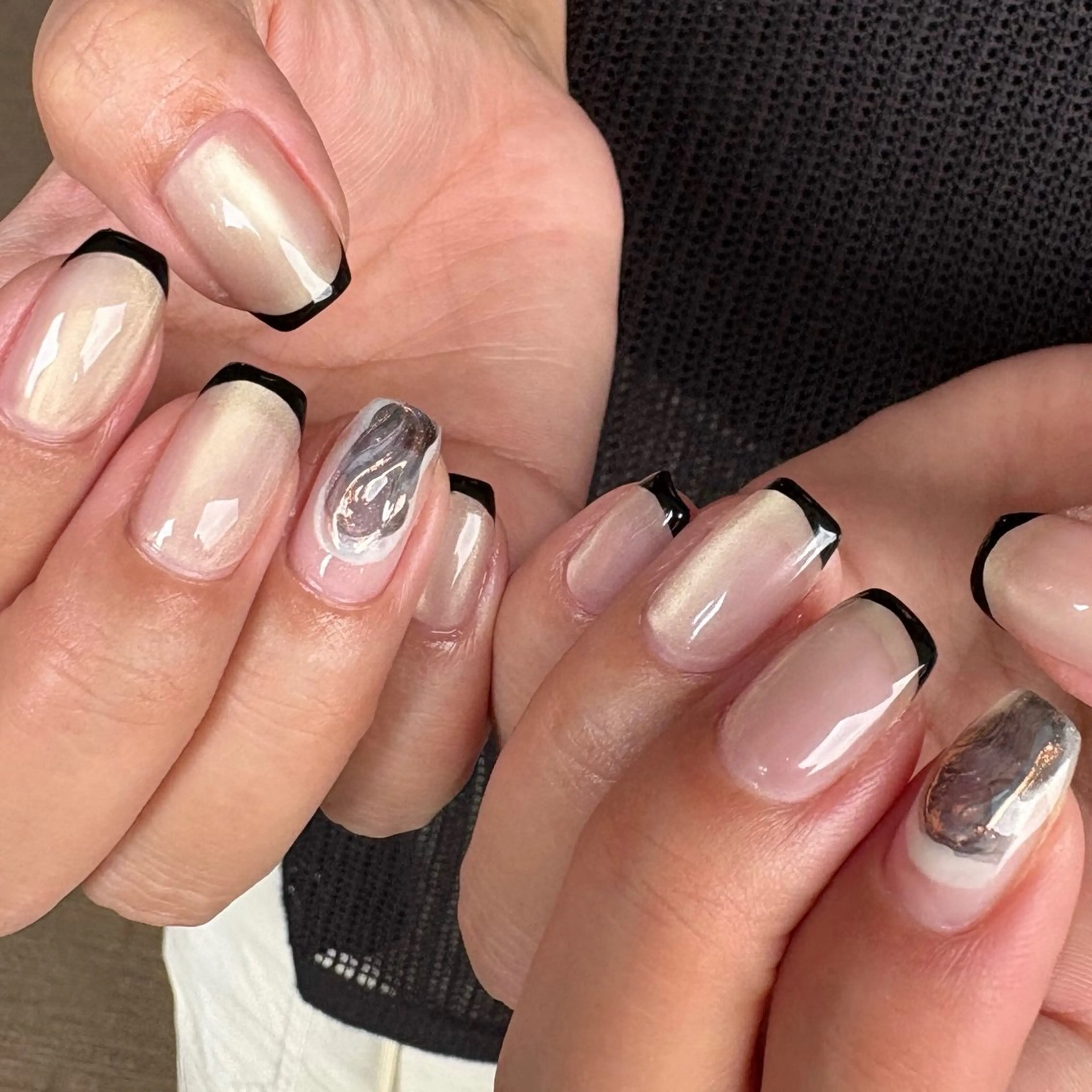 ハンドネイル amuse 手書きニュアンスのネイルデザイン