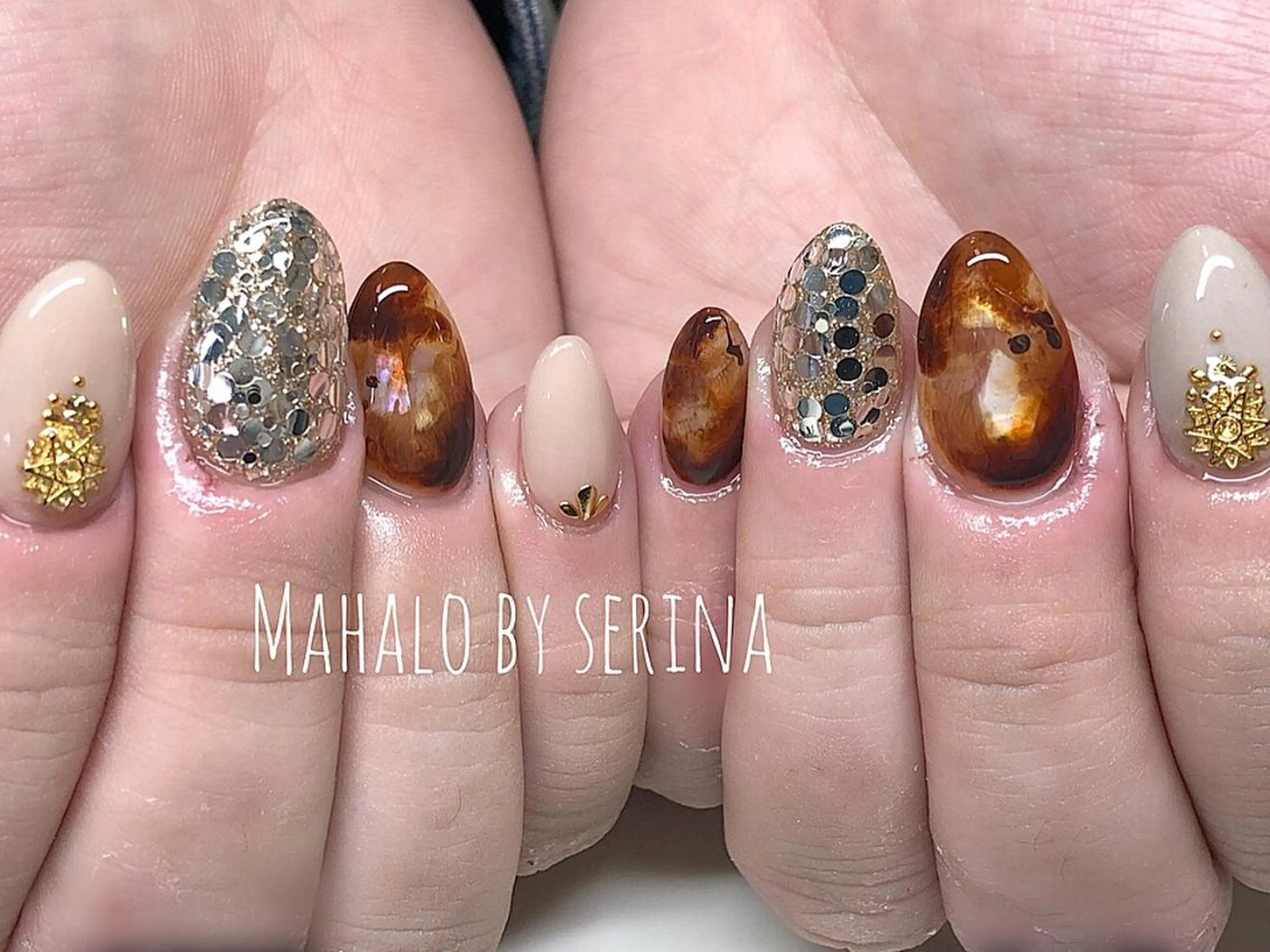 ミディアム カラー ネイル SUNNY BAE. SERINAのネイルデザイン