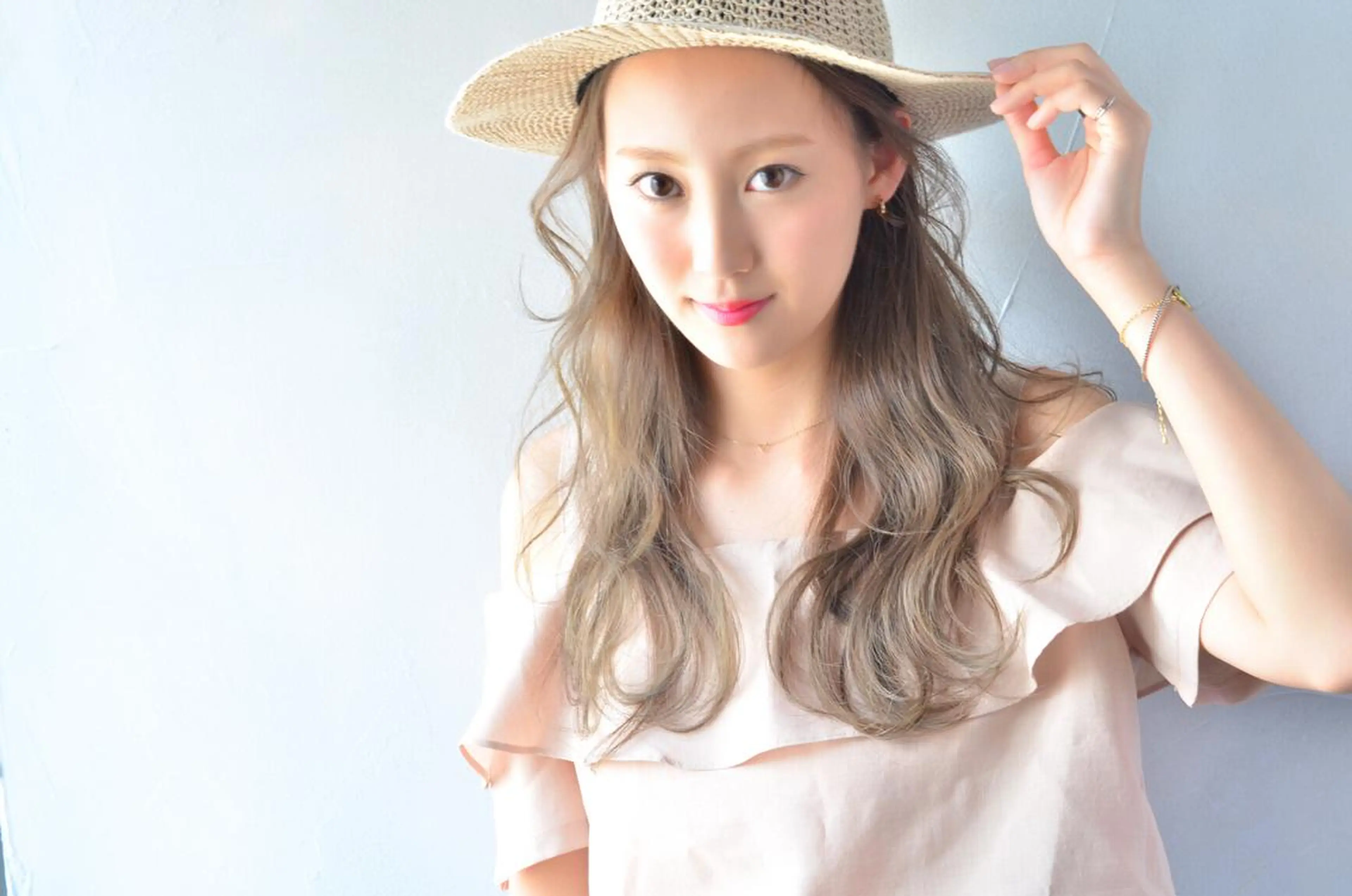 セミロング ロング カラー パーマ ヘアアレンジ グレージュ autre所属・大久保 ひでなりのヘアスタイル