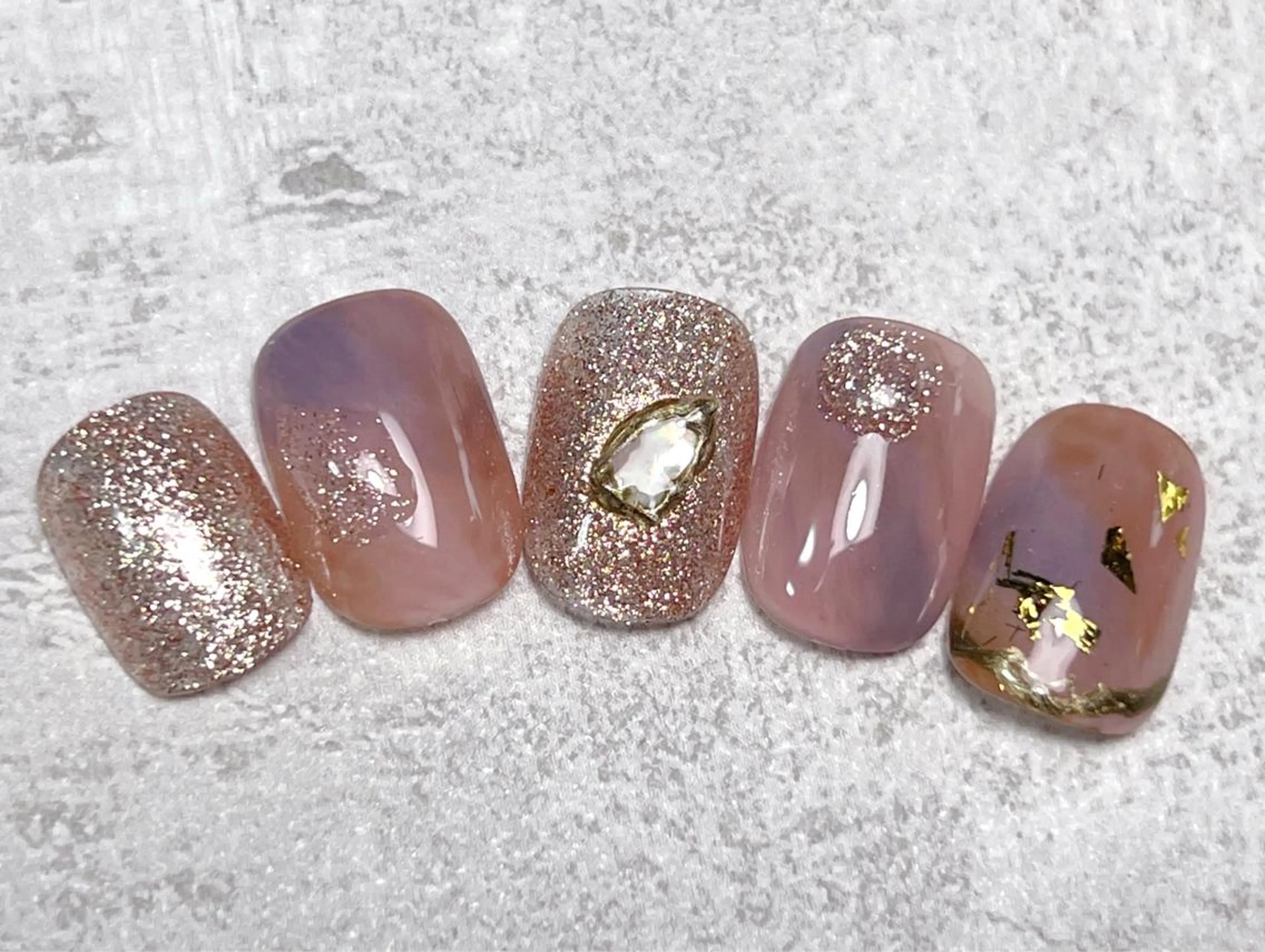 ネイル lucky nail 歌舞伎町のネイルデザイン