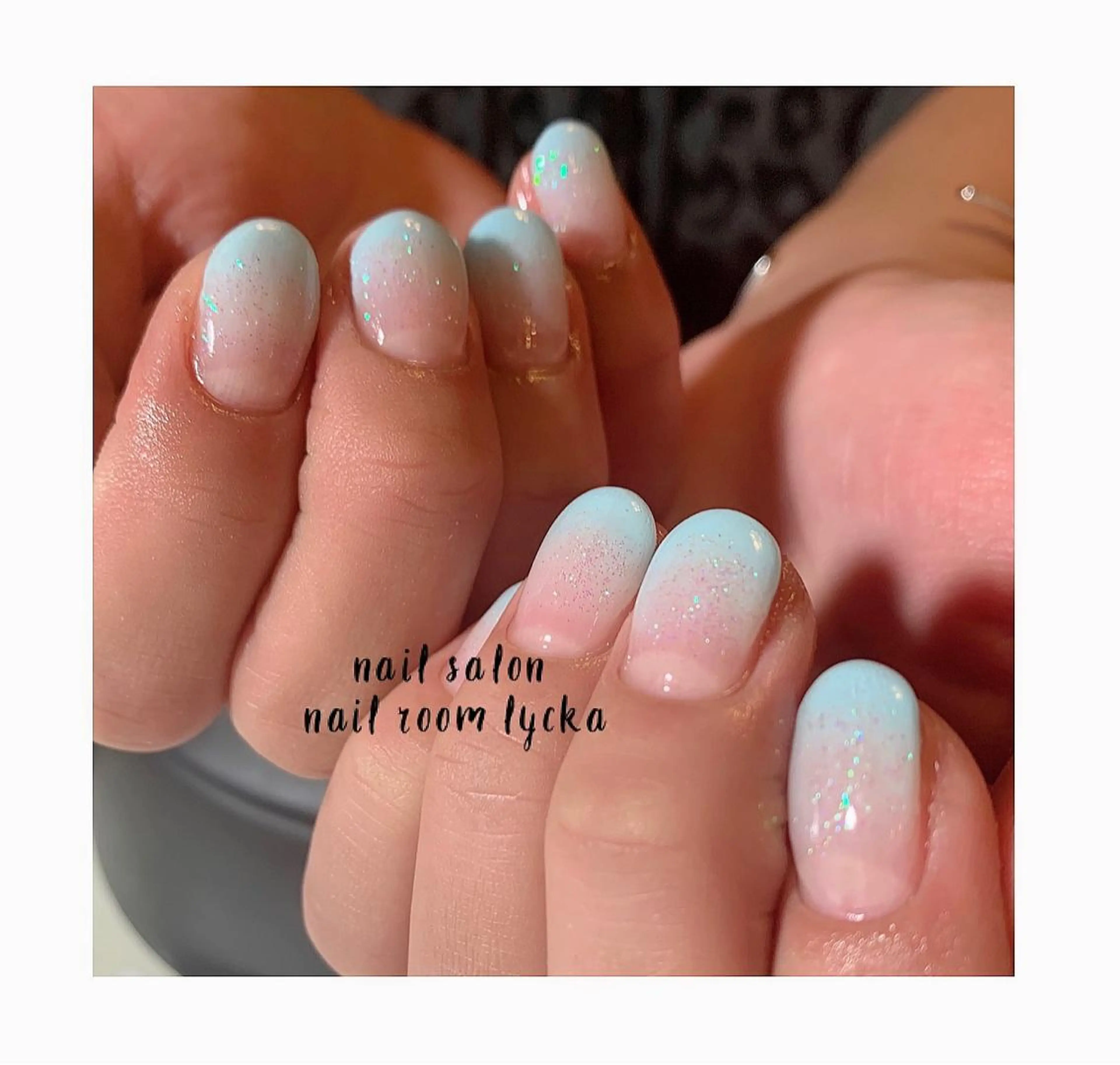 ネイル ジェルネイル グラデーション パラジェル 冬ネイル ﾈｲﾙﾙｰﾑﾘｯｶ 𝐦𝐚𝐲𝐮のネイルデザイン