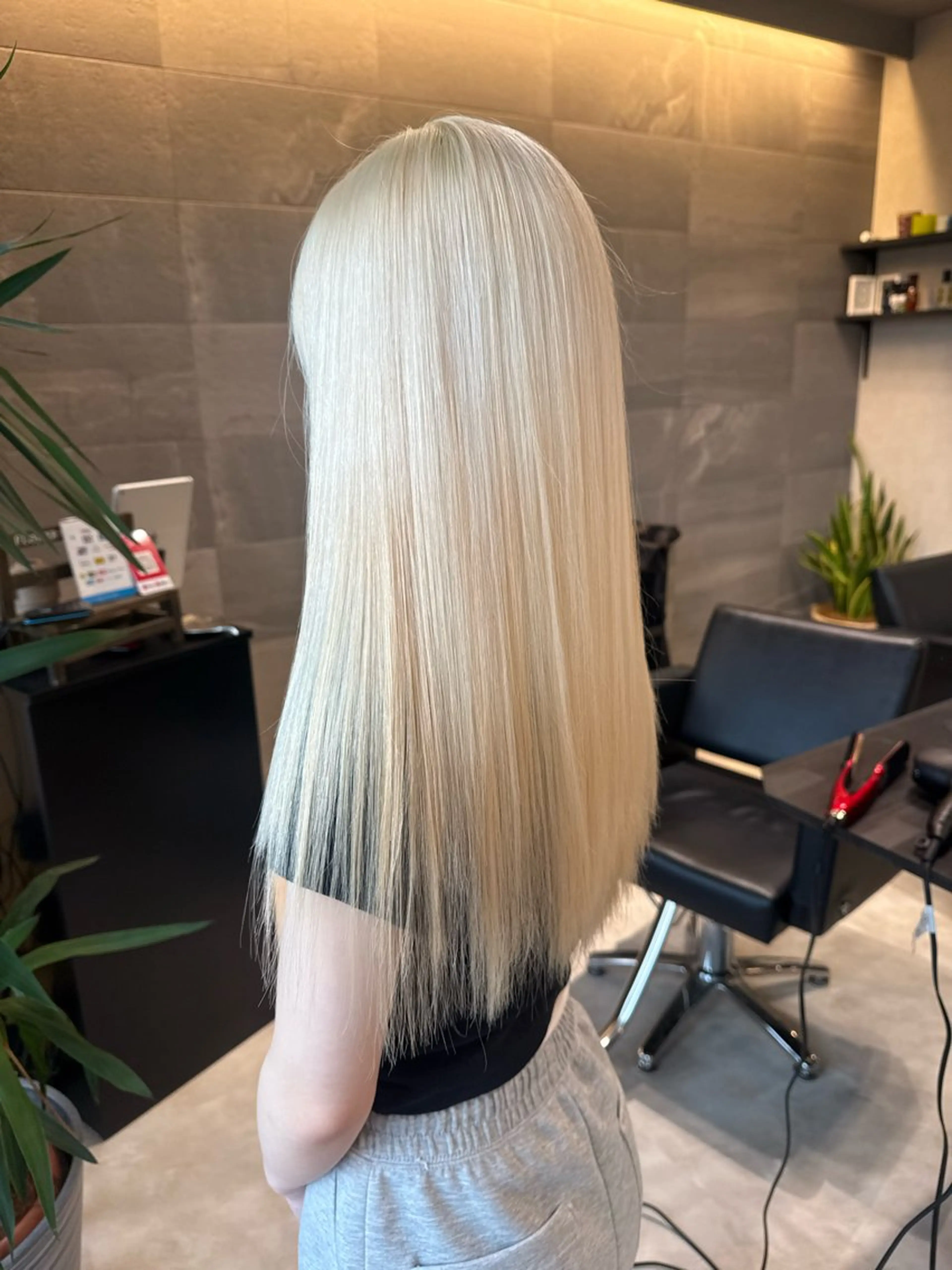 ＜再来ｻﾏ>ブリーチ+カラー+1step treatmentの写真