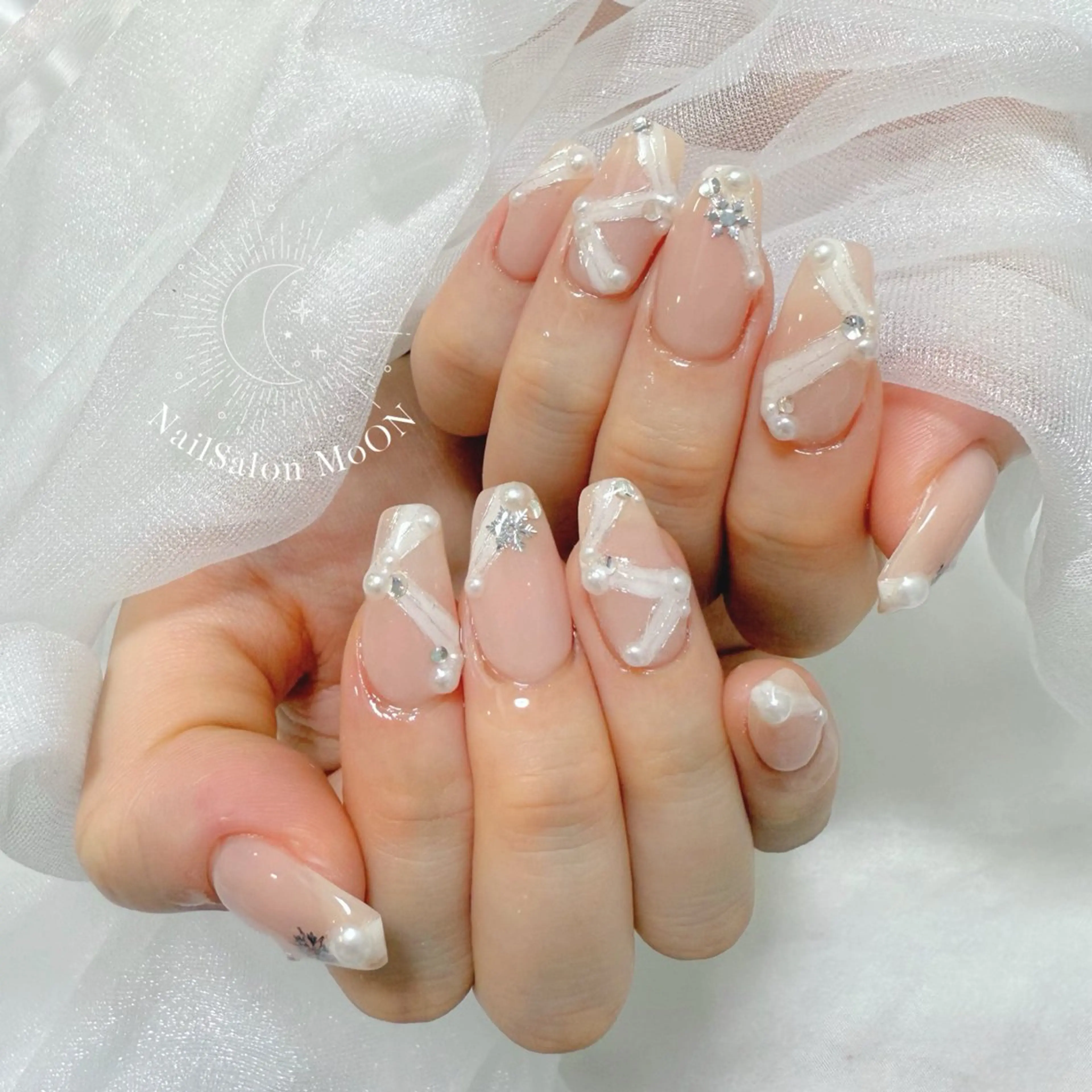 ネイル ハンドネイル ハンドケア MoON...❤︎ MeGuのネイルデザイン