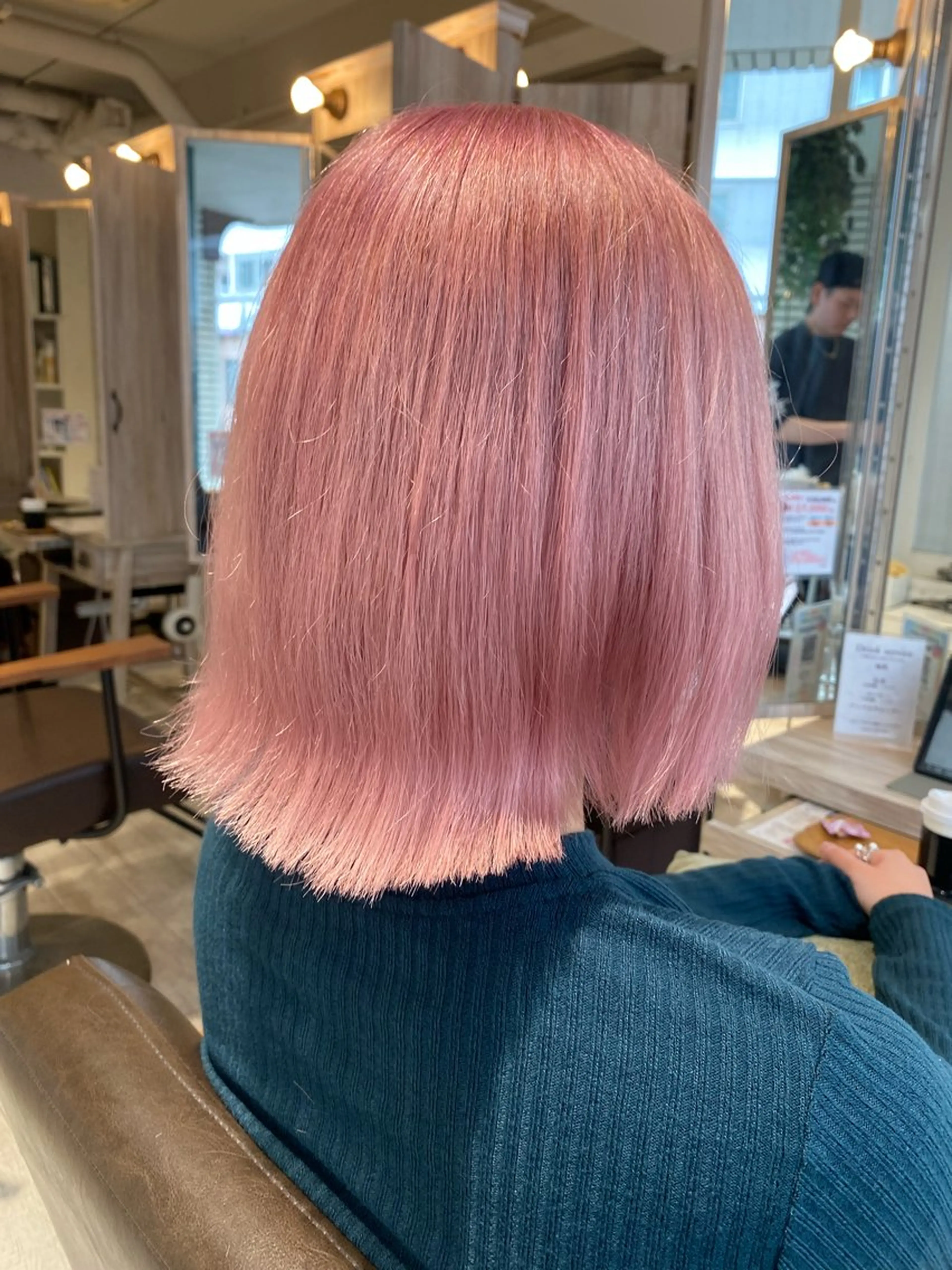 カラー 韓国風／ハイトーン 砂原洋介のヘアスタイル