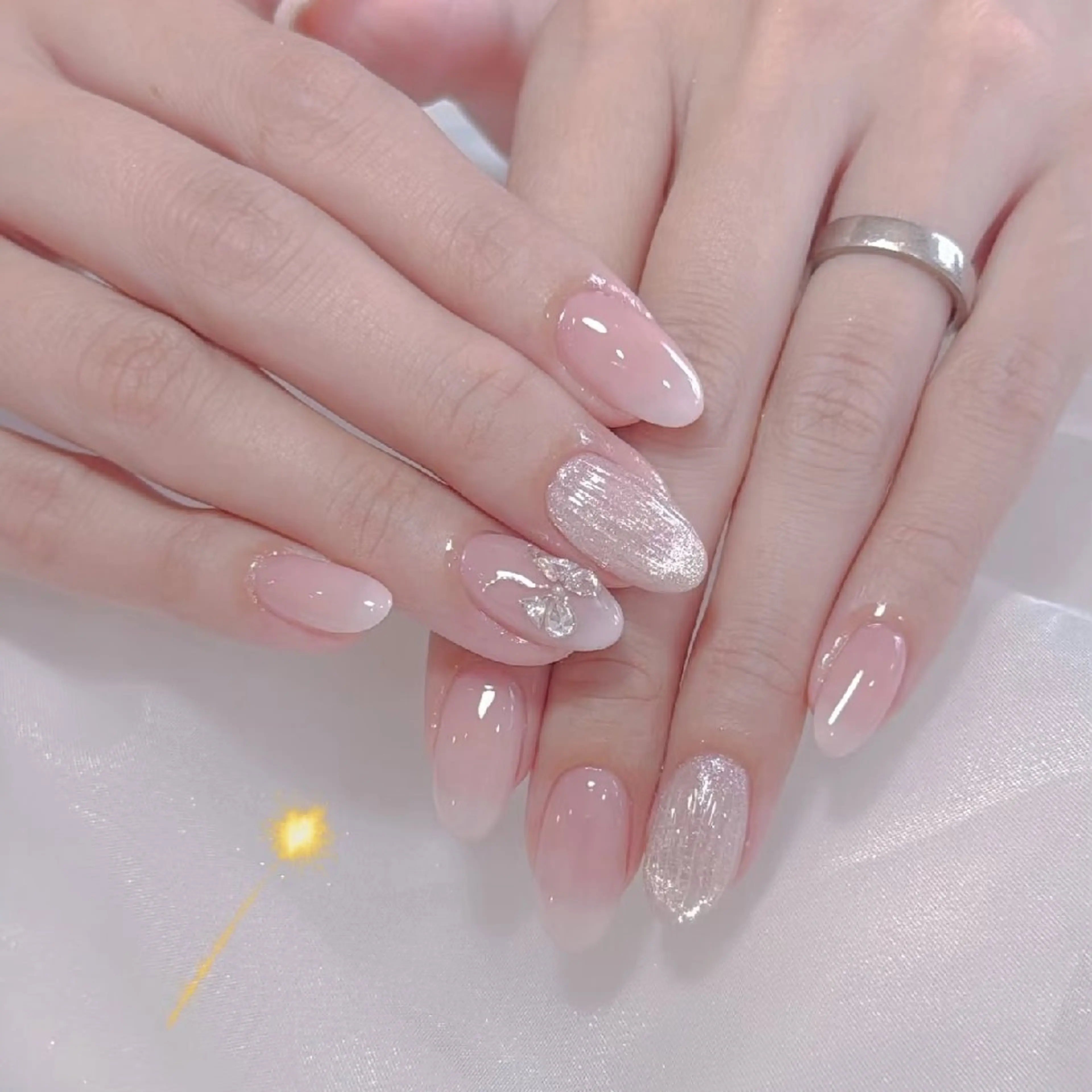 ネイル 鈴木 彩星のネイルデザイン