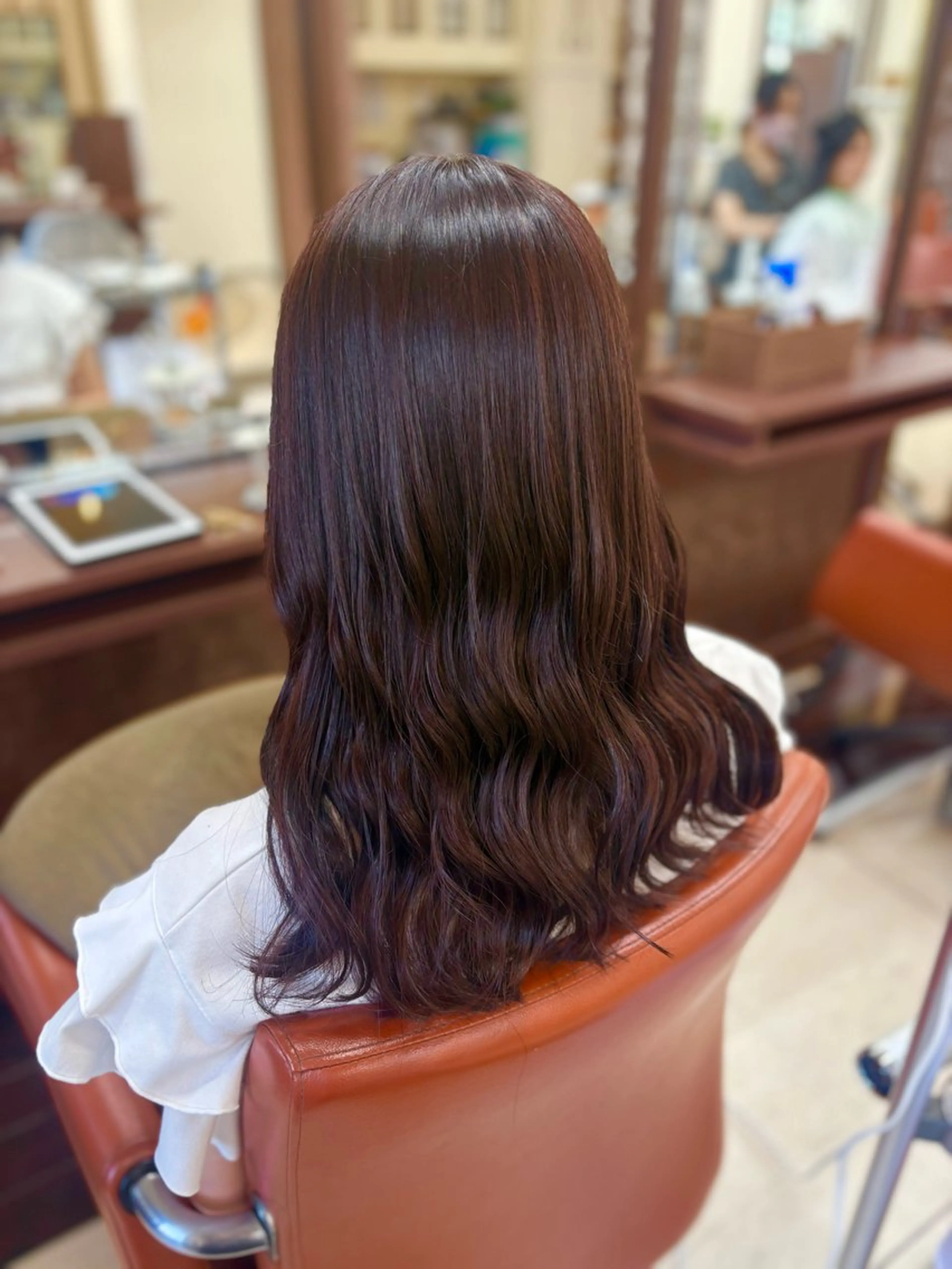 カラー レッドカラー 垢抜けデザイナー/ 似合わせ/朝倉友香のヘアスタイル