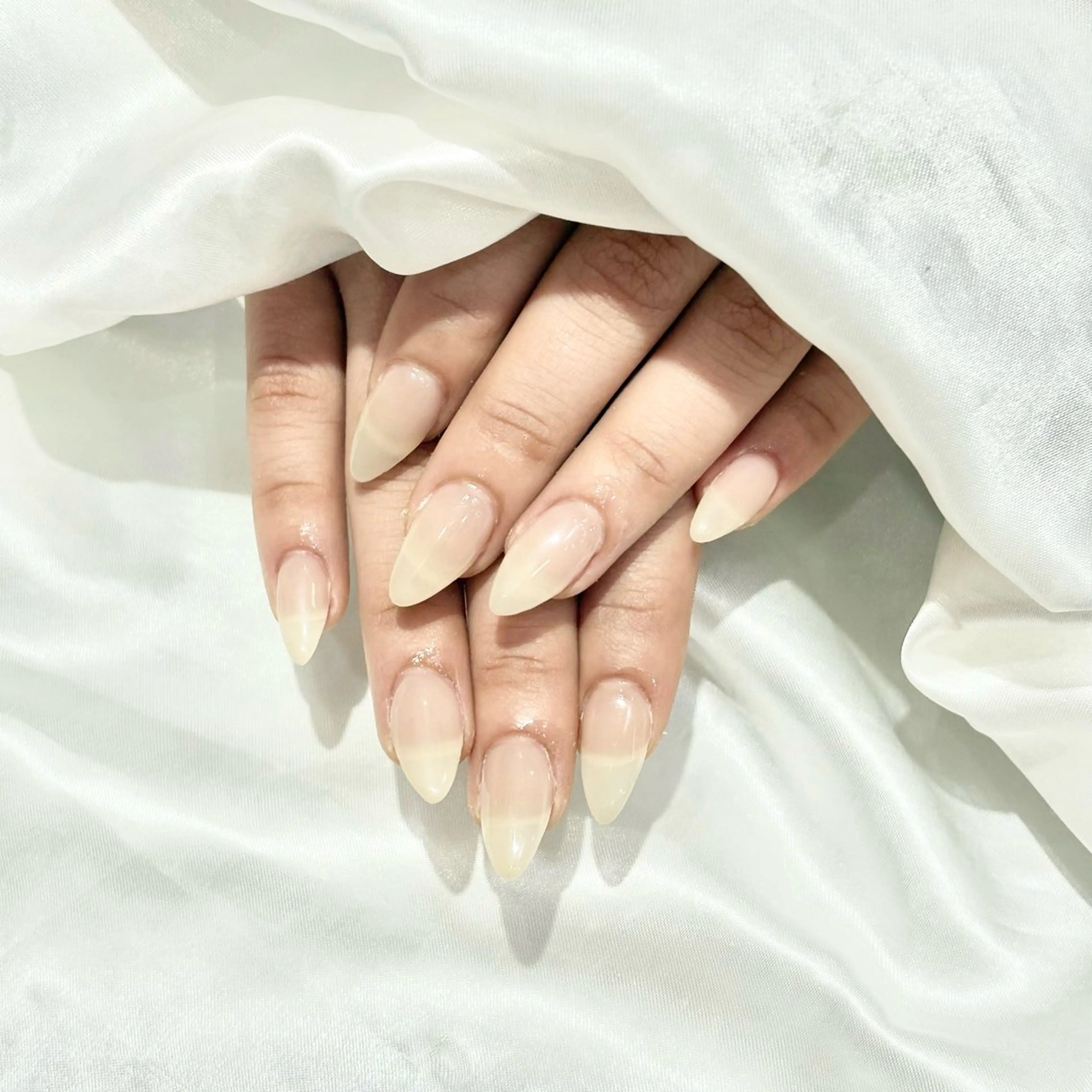 ネイル ハンドネイル WISTERIA sahoのネイルデザイン