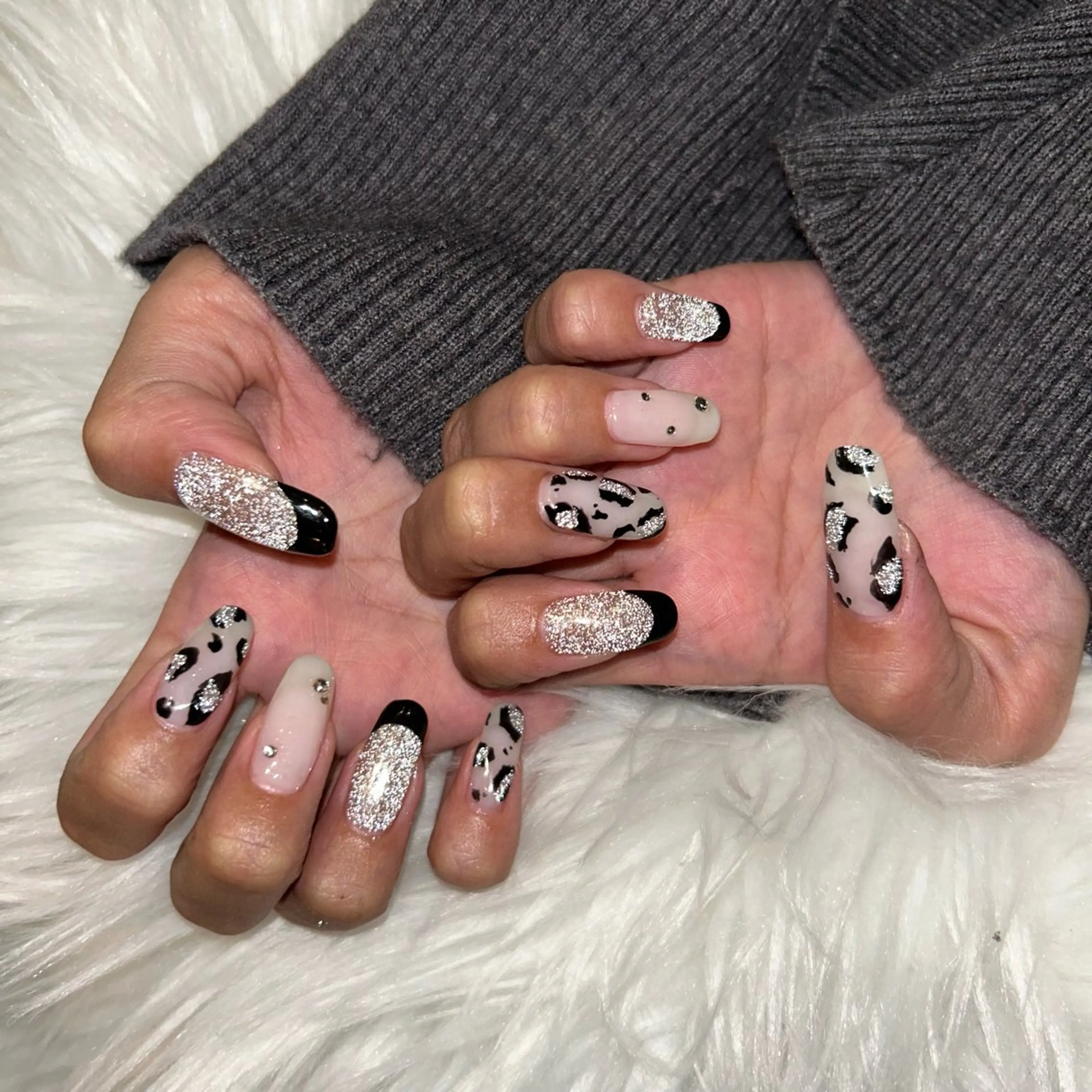 ネイル アニマル柄 フラッシュネイル Dahlia Beauty ダリアビューティー所属・春日井Dahlia Beauty中川のネイルデザイン