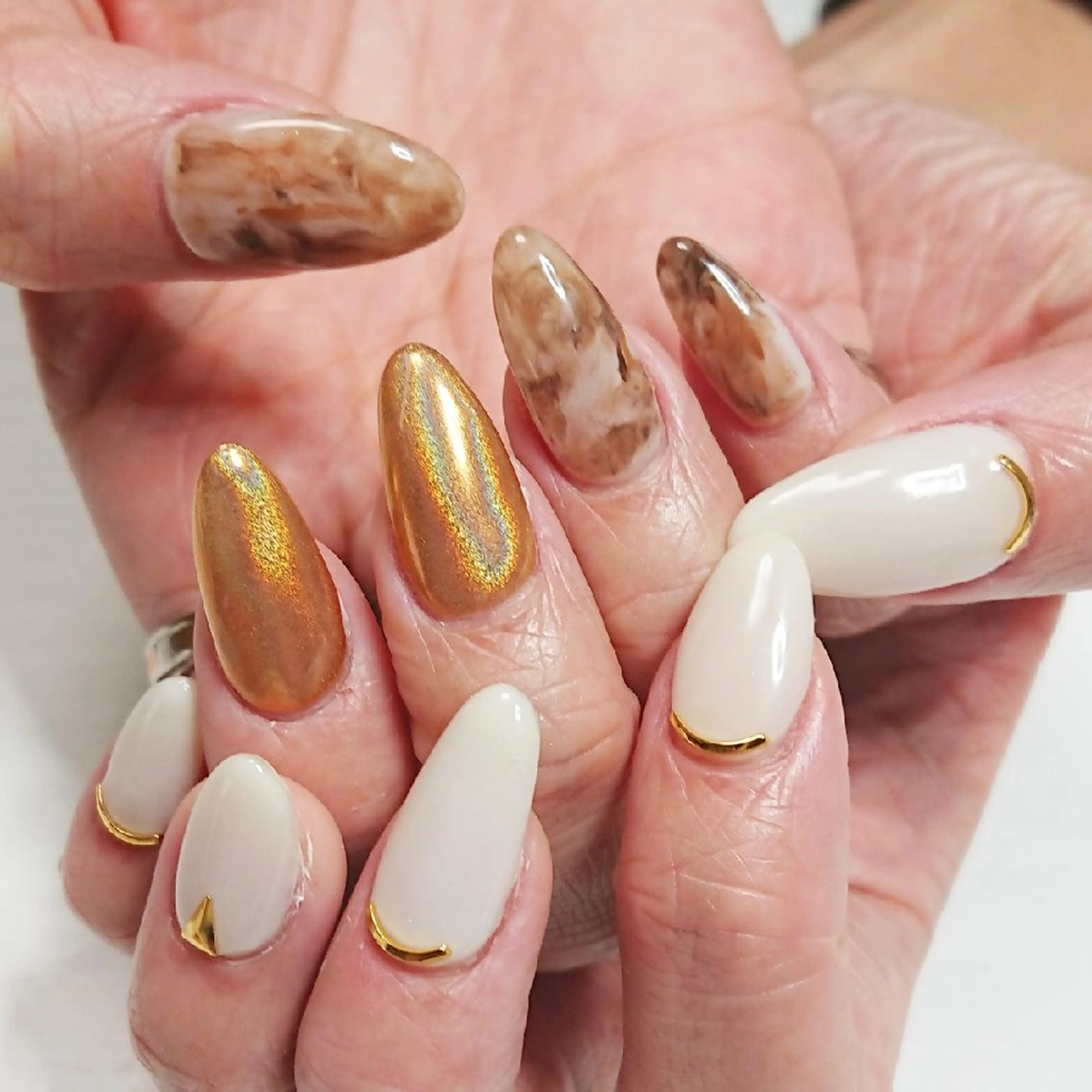 ネイル Lilith Nailのネイルデザイン