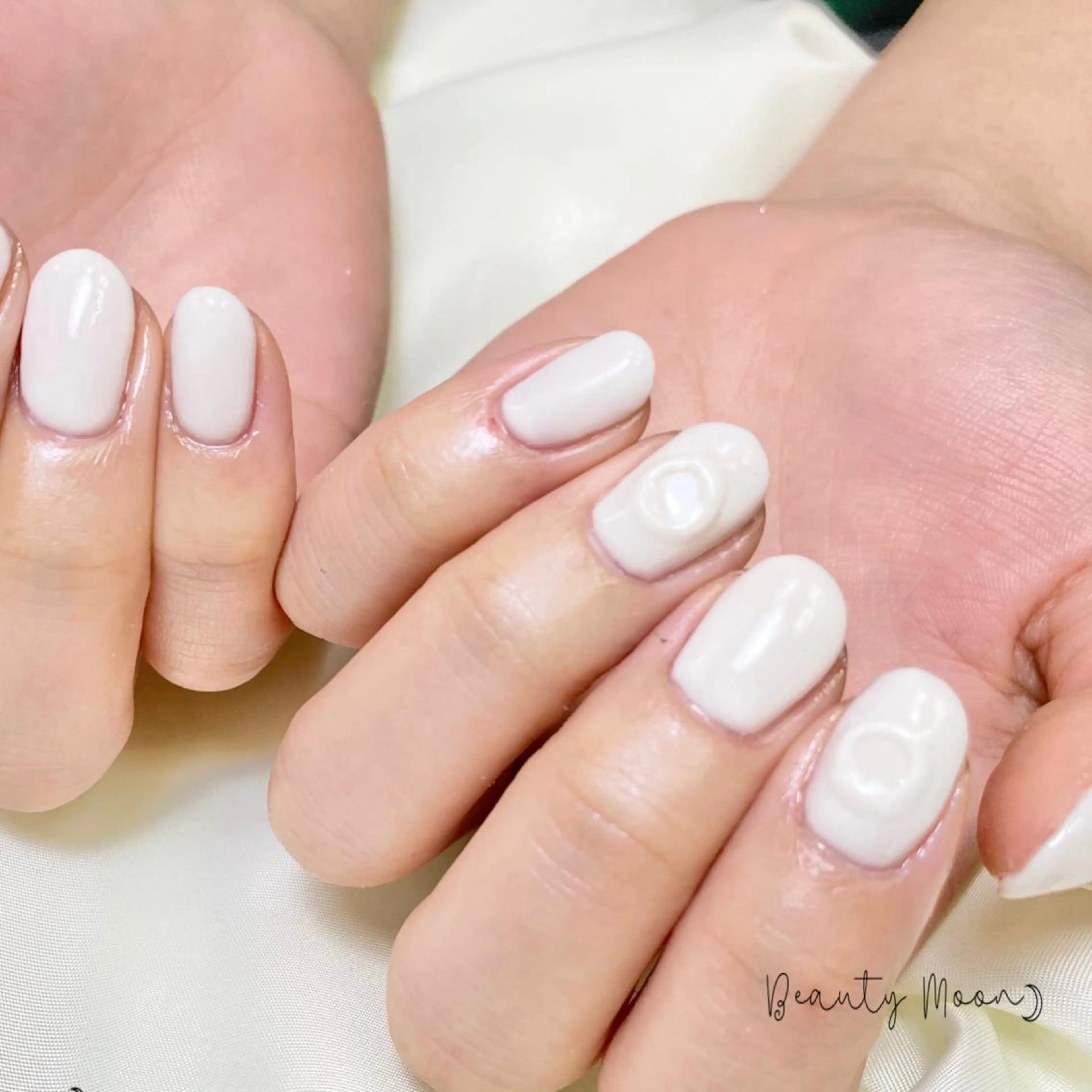 ネイル アートネイル クリアネイル マットネイル ワンカラーネイル ぷっくりネイル ハンドネイル beauty ☪︎moonのネイルデザイン