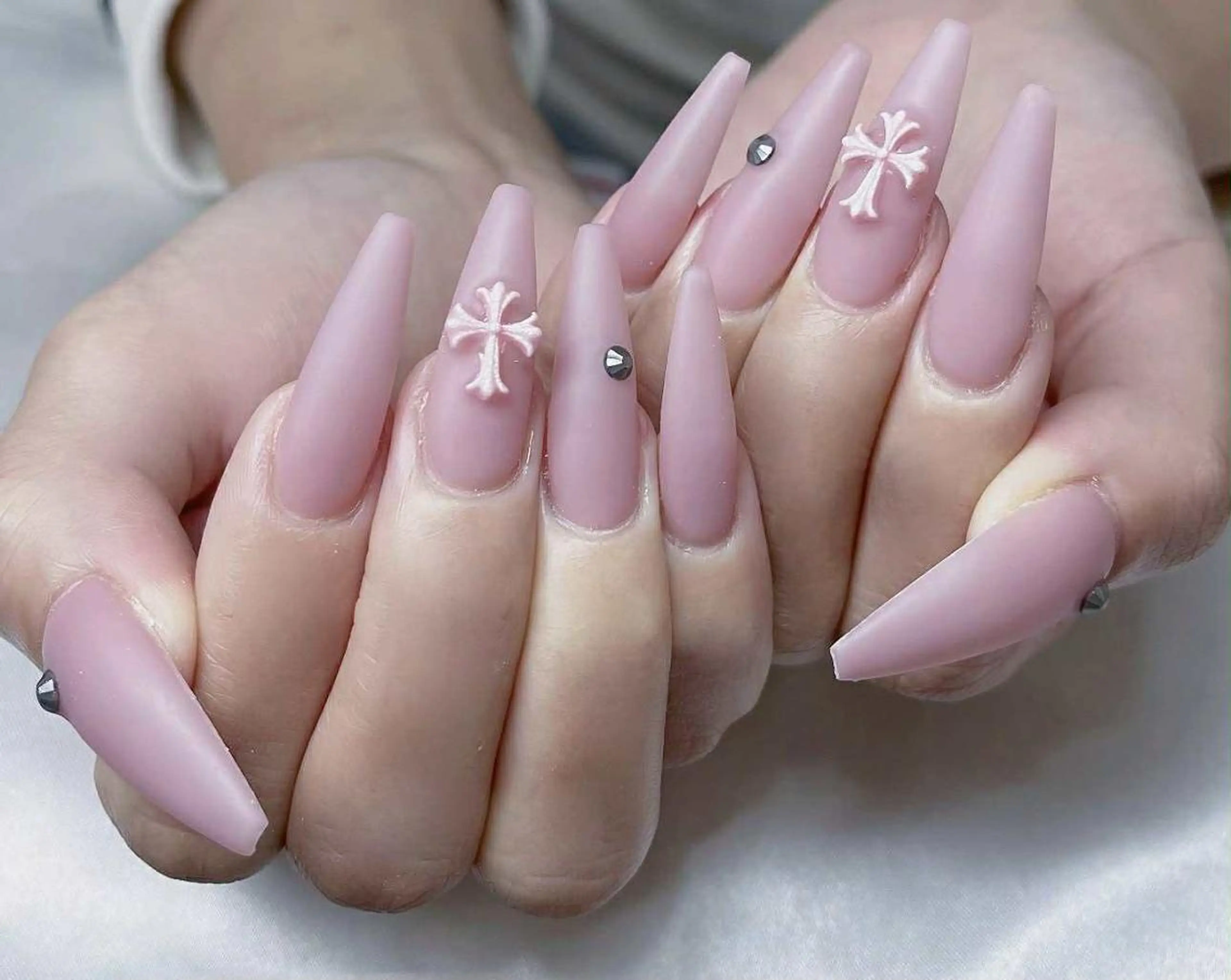 ロング 韓国風ヘア ハンドネイル Bling Salonのネイルデザイン