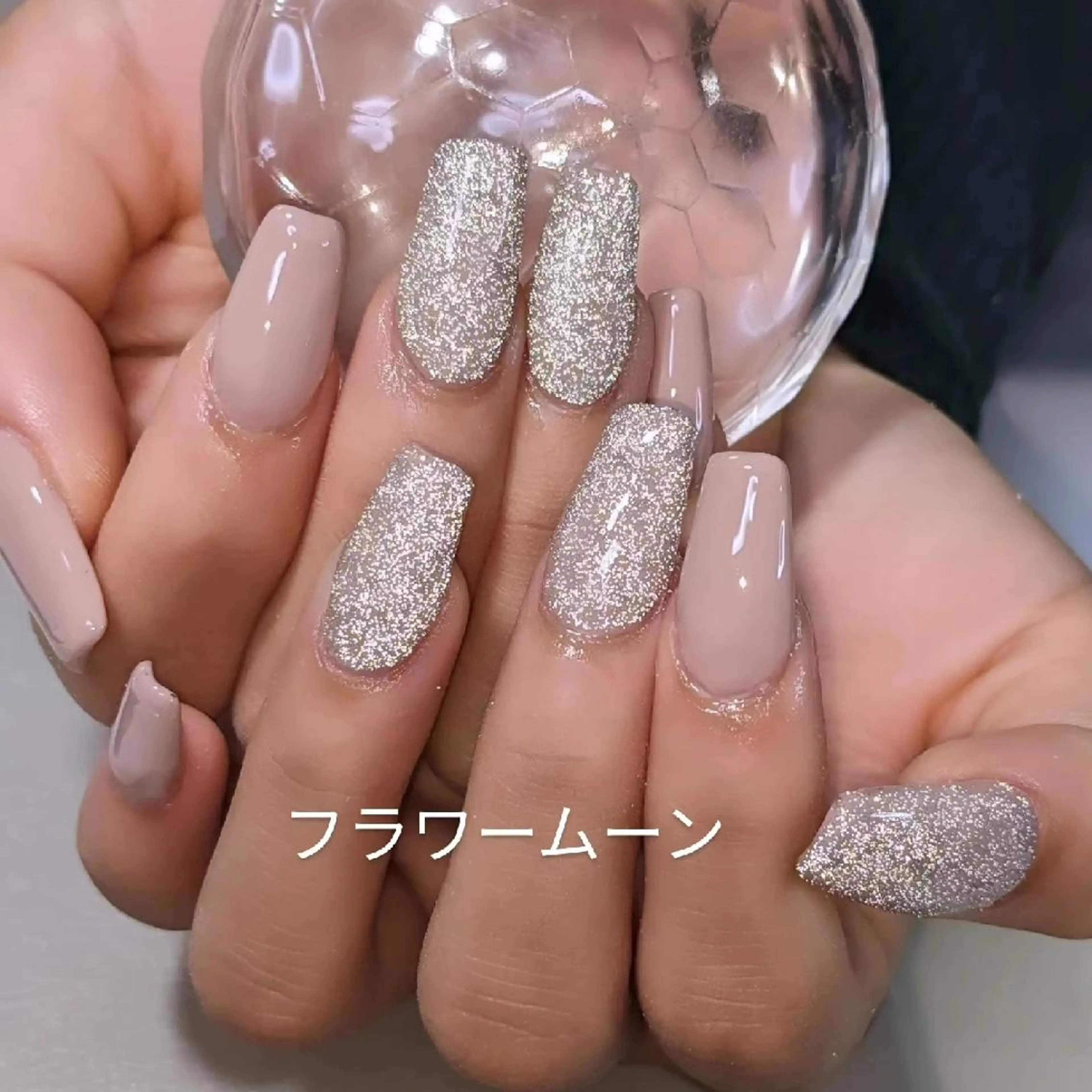 ネイル フラッシュネイル フラワー ムーンのネイルデザイン