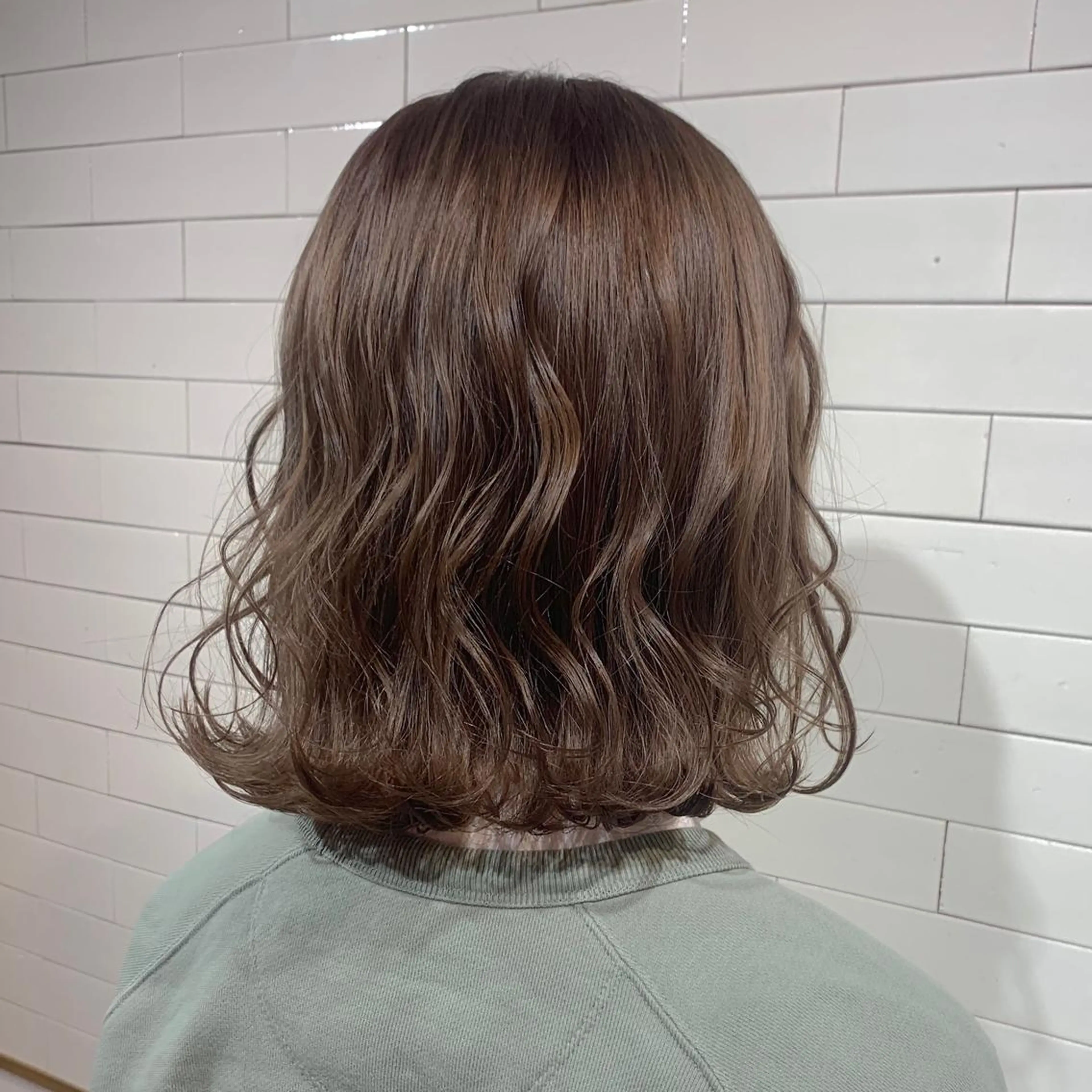 ミディアム カラー ヘアアレンジ ブリーチ ケアブリーチ 🦋レイヤーカット ミドリカワ🦋のヘアスタイル