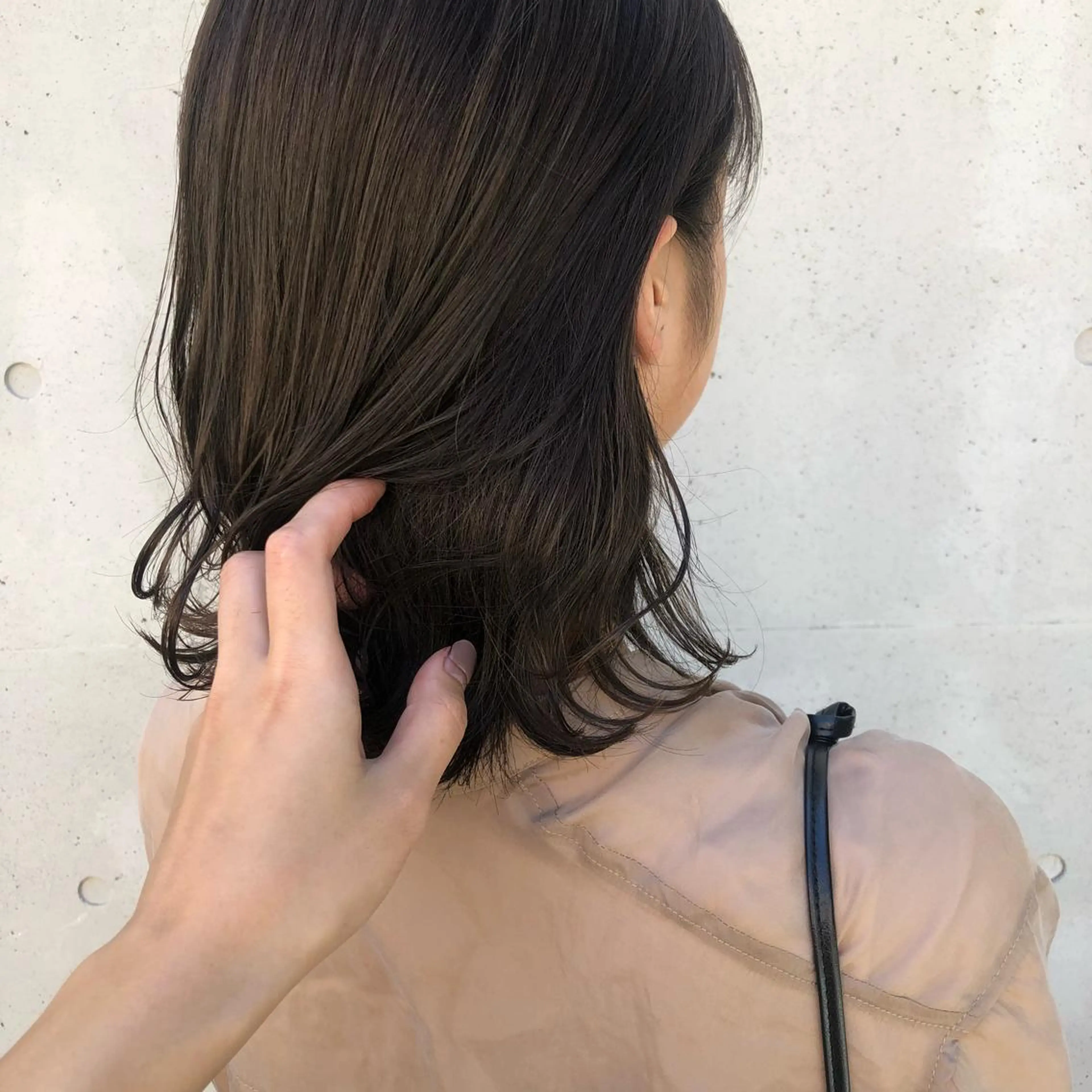 セミロング カラー ヘアアレンジ ブラウンカラー カット ヘアカラー トリートメント 酸性縮毛矯正🧴韓国 レイヤー/髪質改善のヘアスタイル