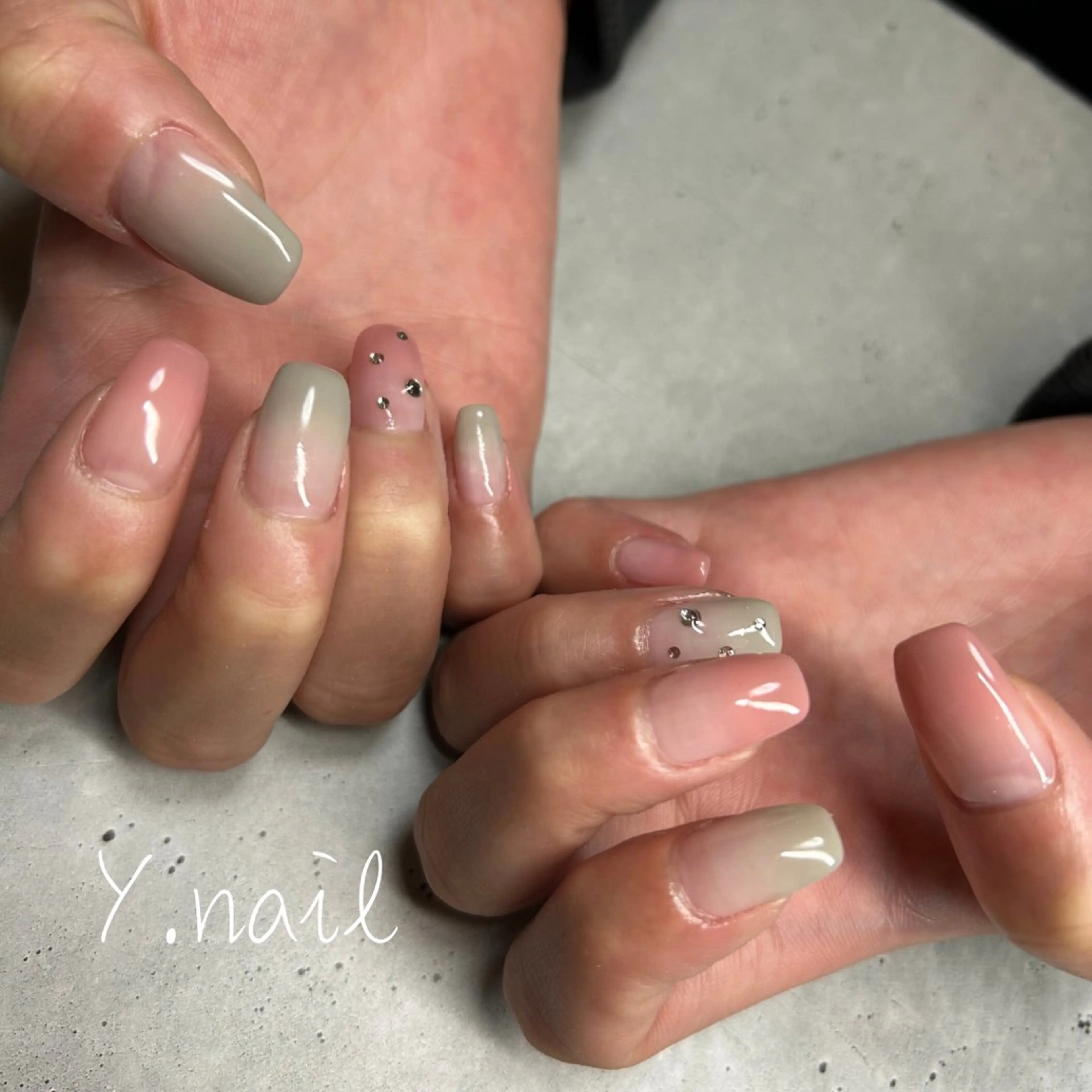 ネイル ハンドネイル Y. nailのネイルデザイン