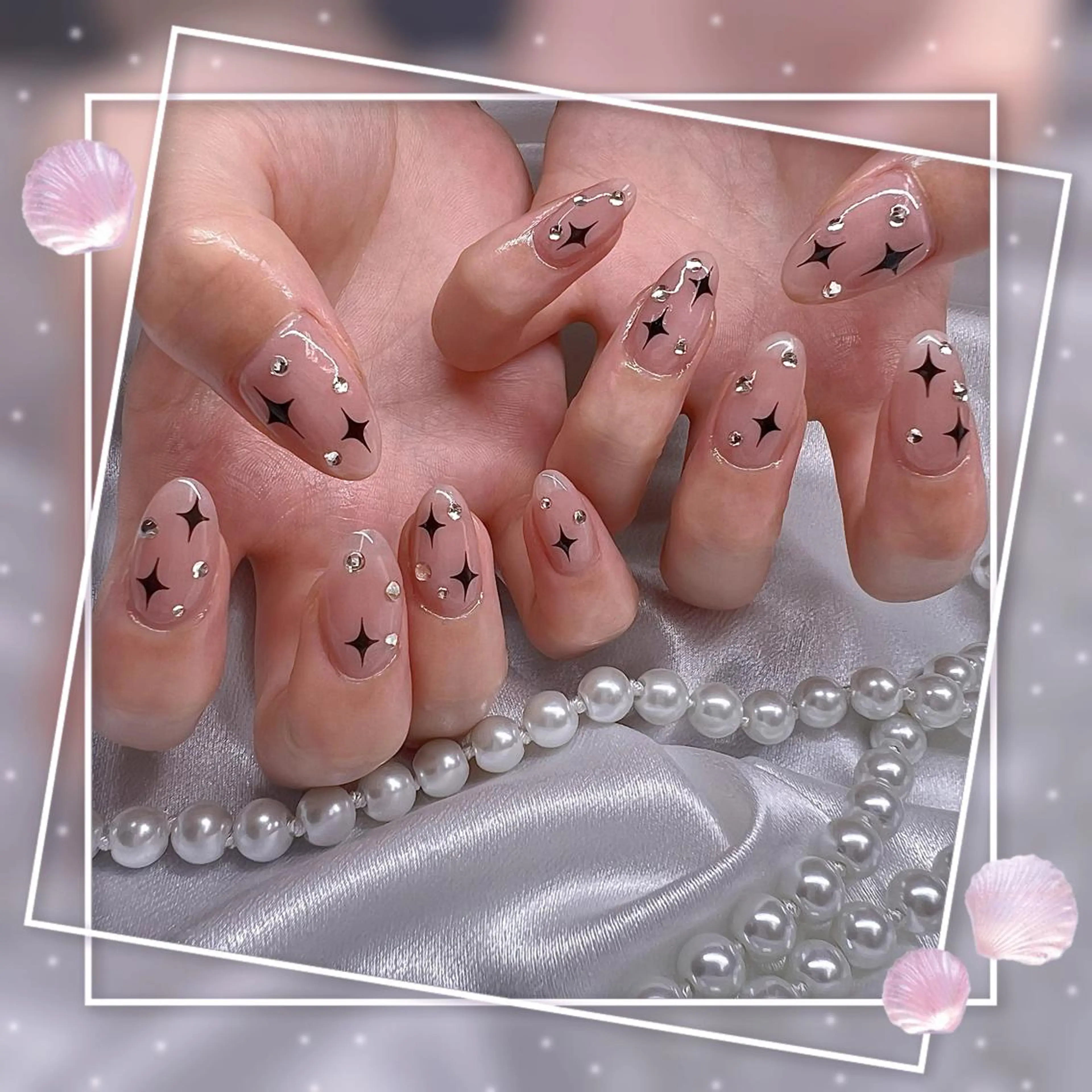 ネイル フレンチネイル キラキラネイル 韓国ネイル マグネットネイル マグネットフレンチ Chill Nailsalonのネイルデザイン