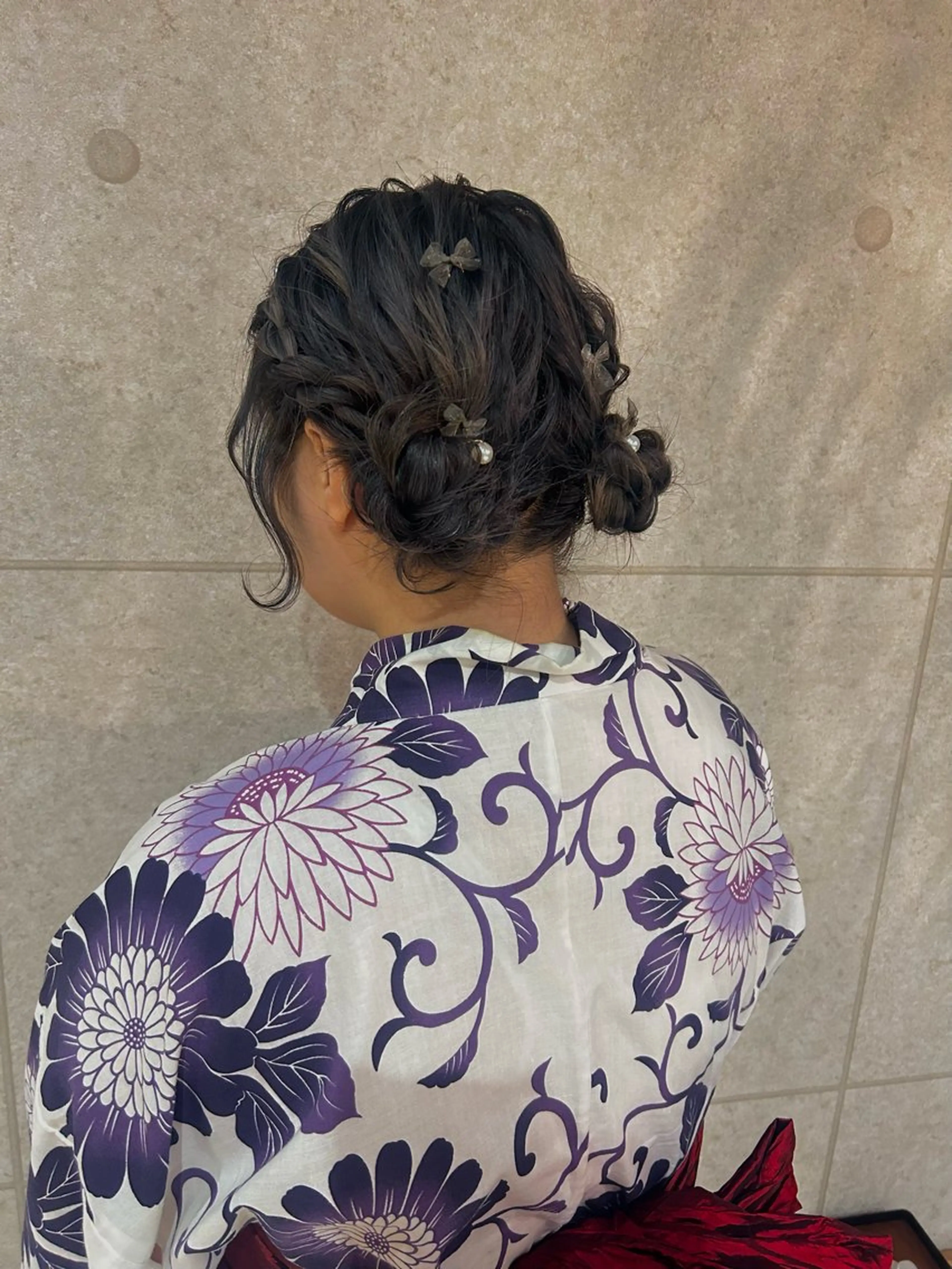 ミディアム ヘアアレンジ お団子ヘア konomi⛓🩶 カラー/ヘアアレンジのヘアスタイル