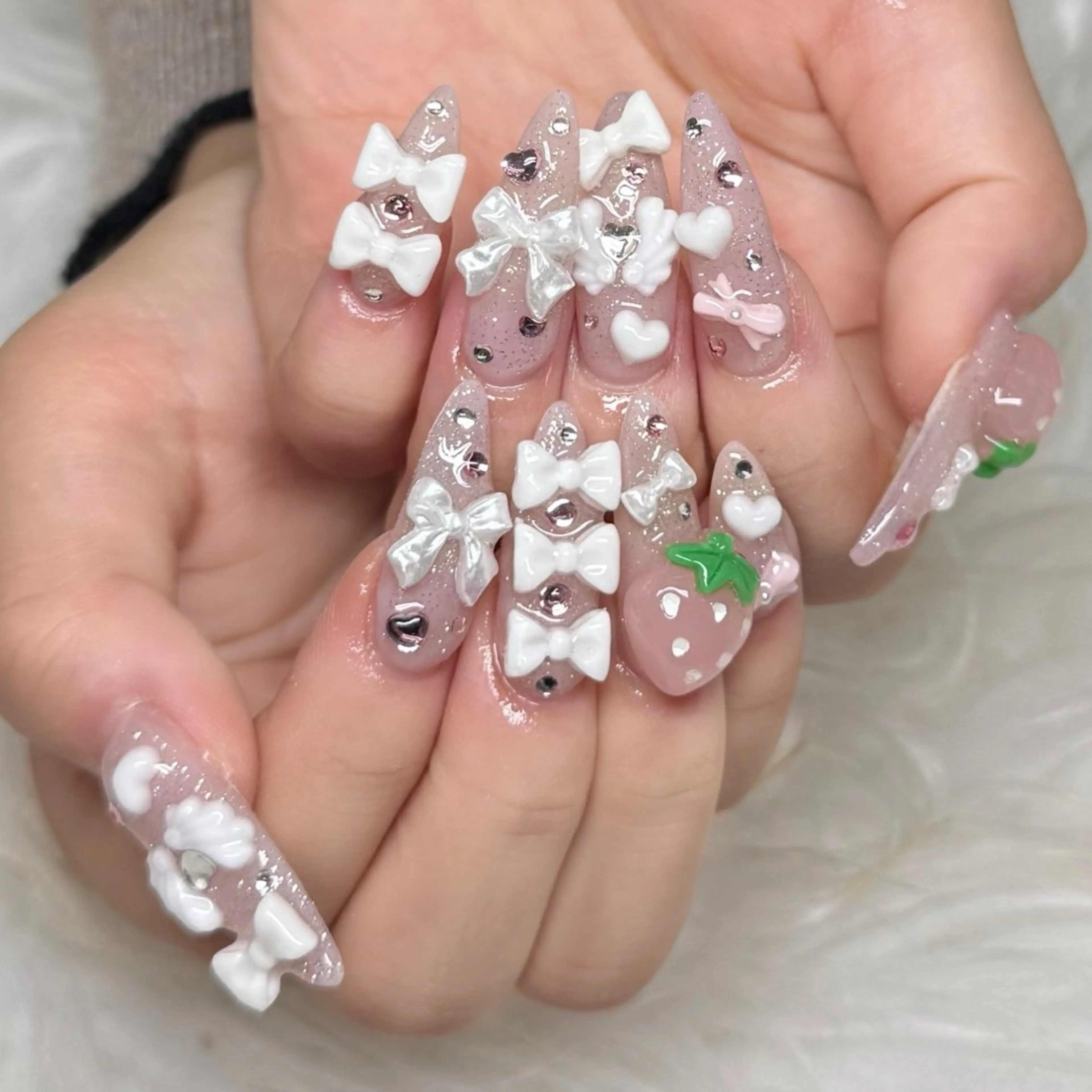 ネイル ハンドネイル 🍁nail. kaede🍁のネイルデザイン