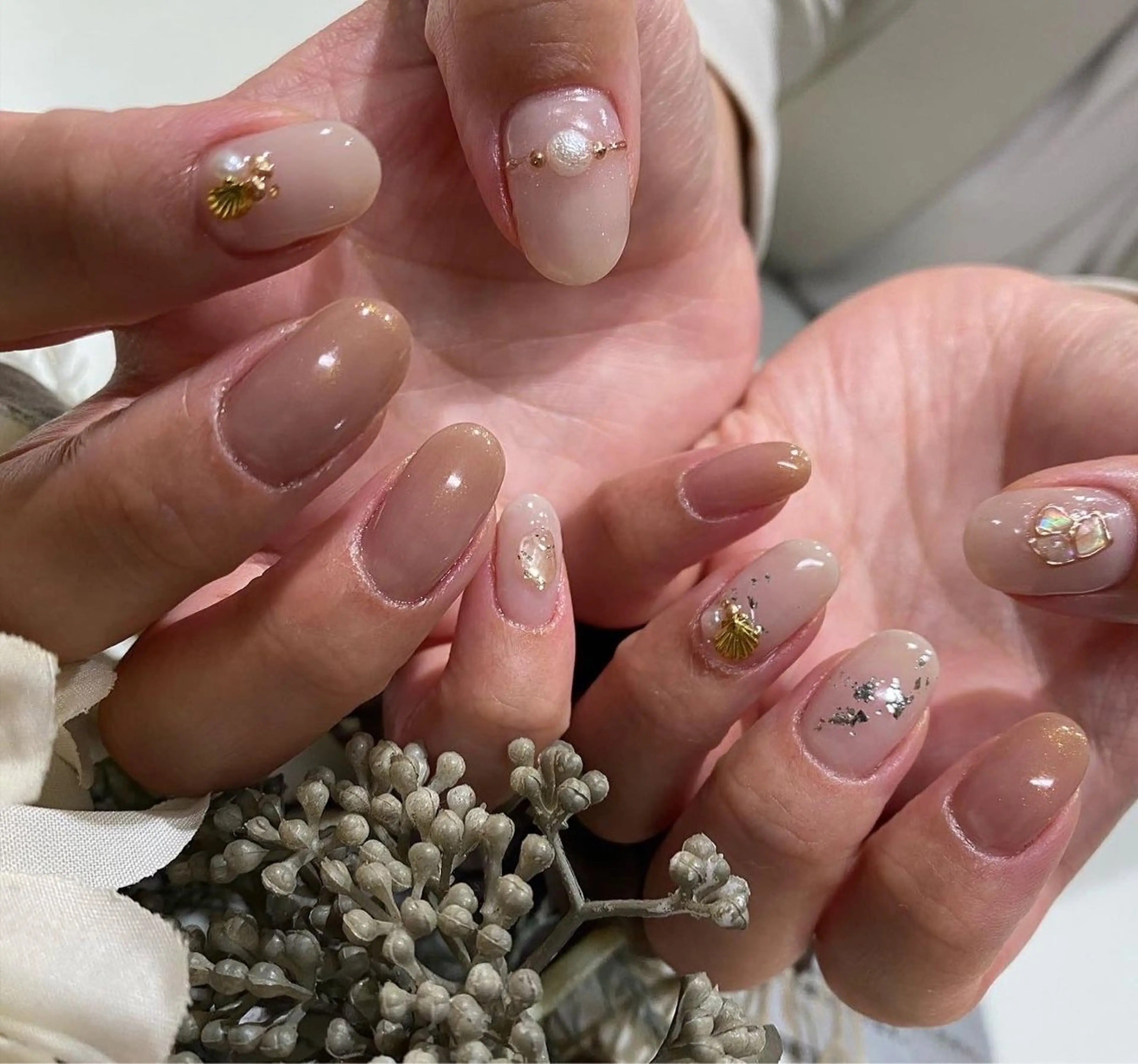 ネイル ハンドネイル 小倉 梨衣那のネイルデザイン