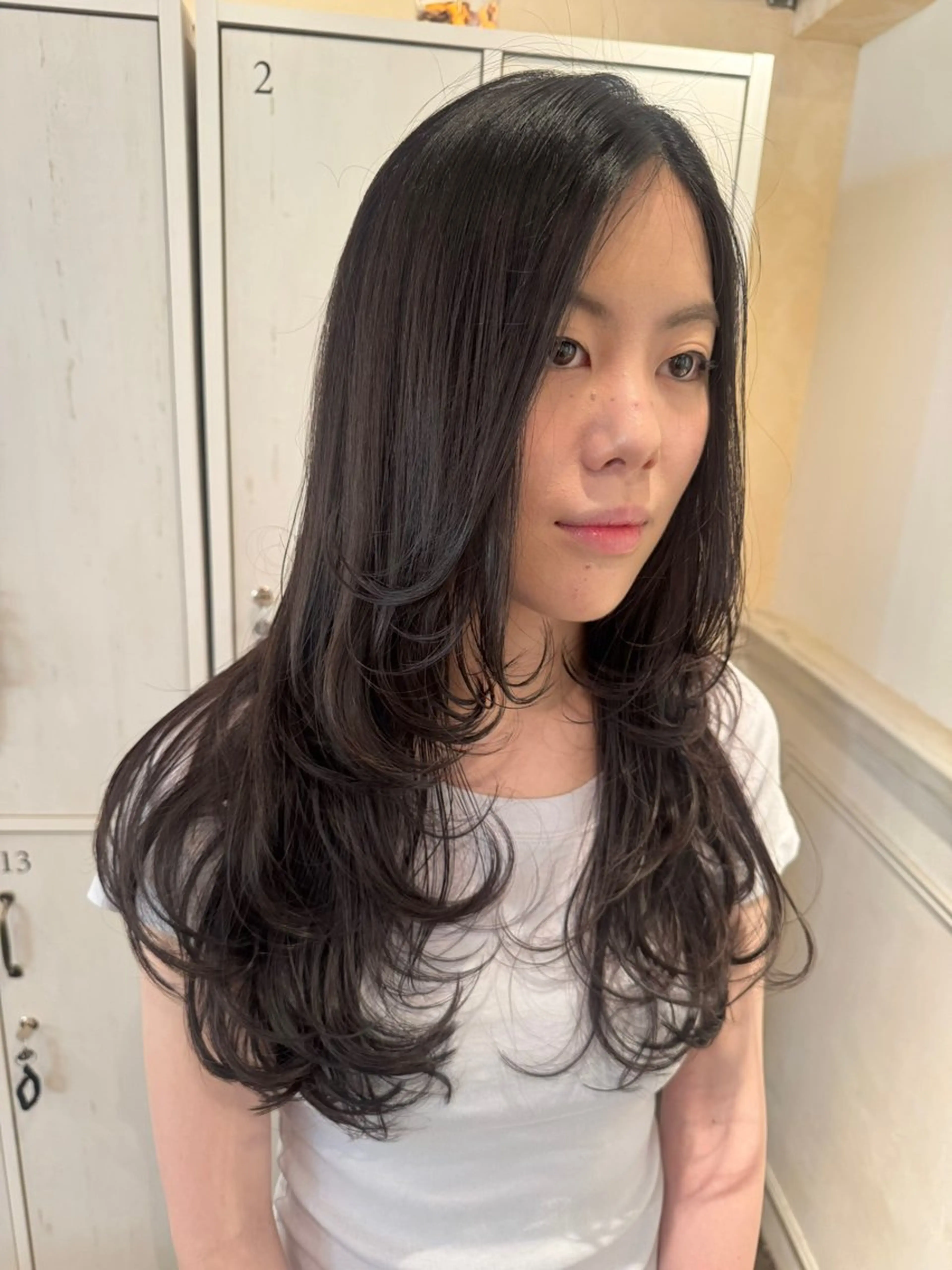 ロング ハッシュカット レイヤーカット 小顔カット カット ハイライト/インナー /ブリーチ/レイヤーのヘアスタイル