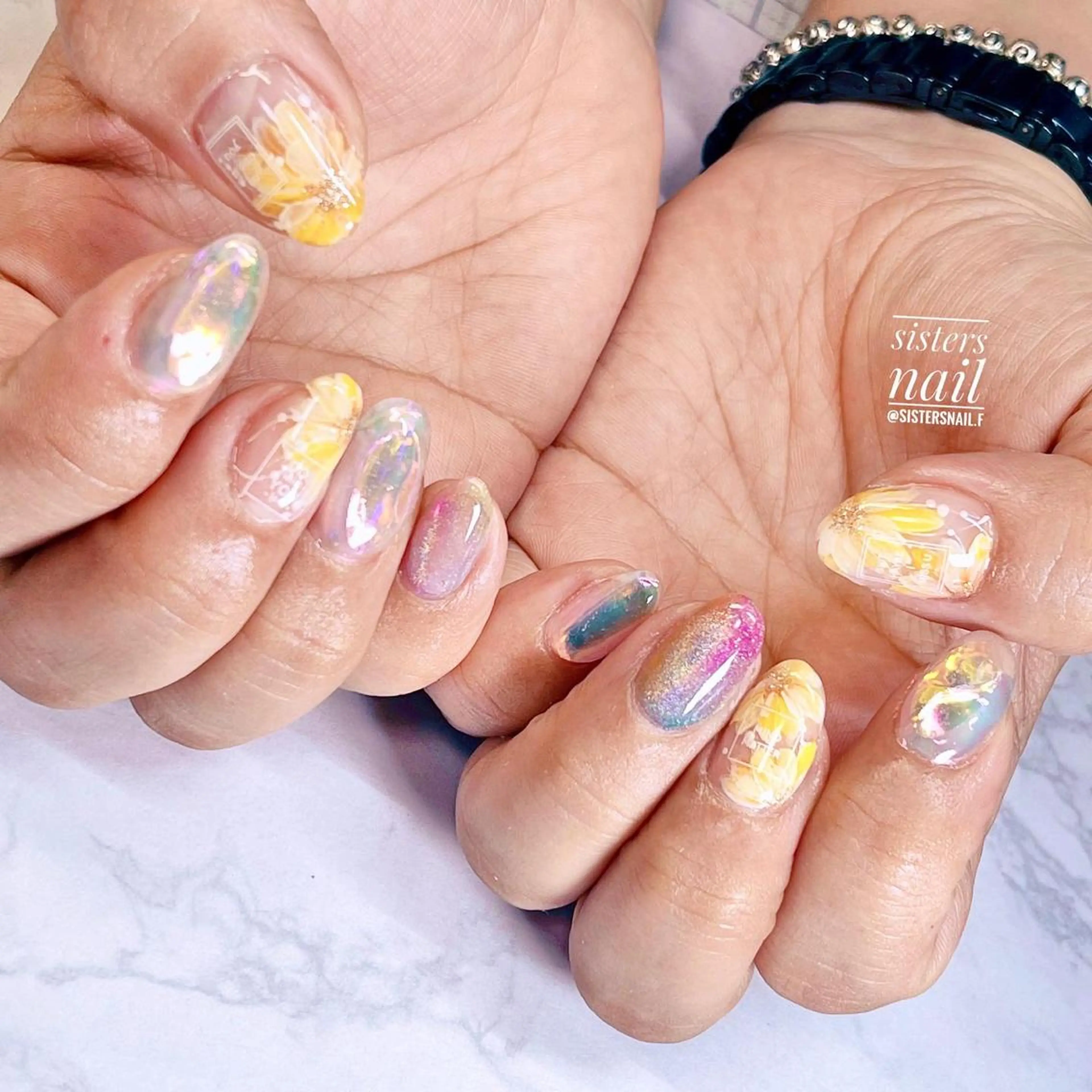 ネイル アートネイル オーロラネイル フラワーネイル 氷ネイル・うるうるネイル キラキラネイル sisters nail.fのネイルデザイン