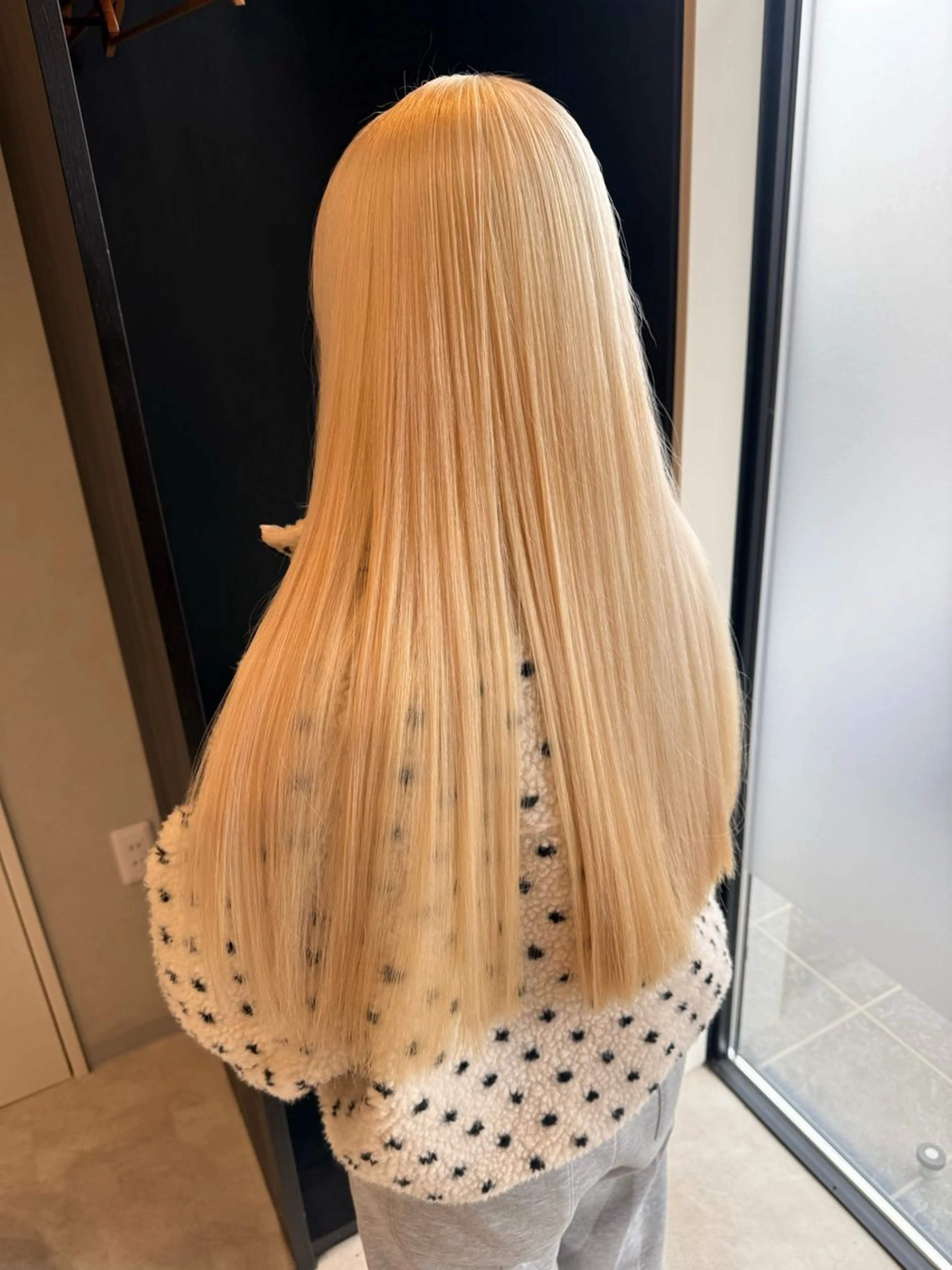 ロング カラー 抜きっぱなしブロンド ブロンド ヘアカラー 透明カラー/レイヤー misaki °*のヘアスタイル