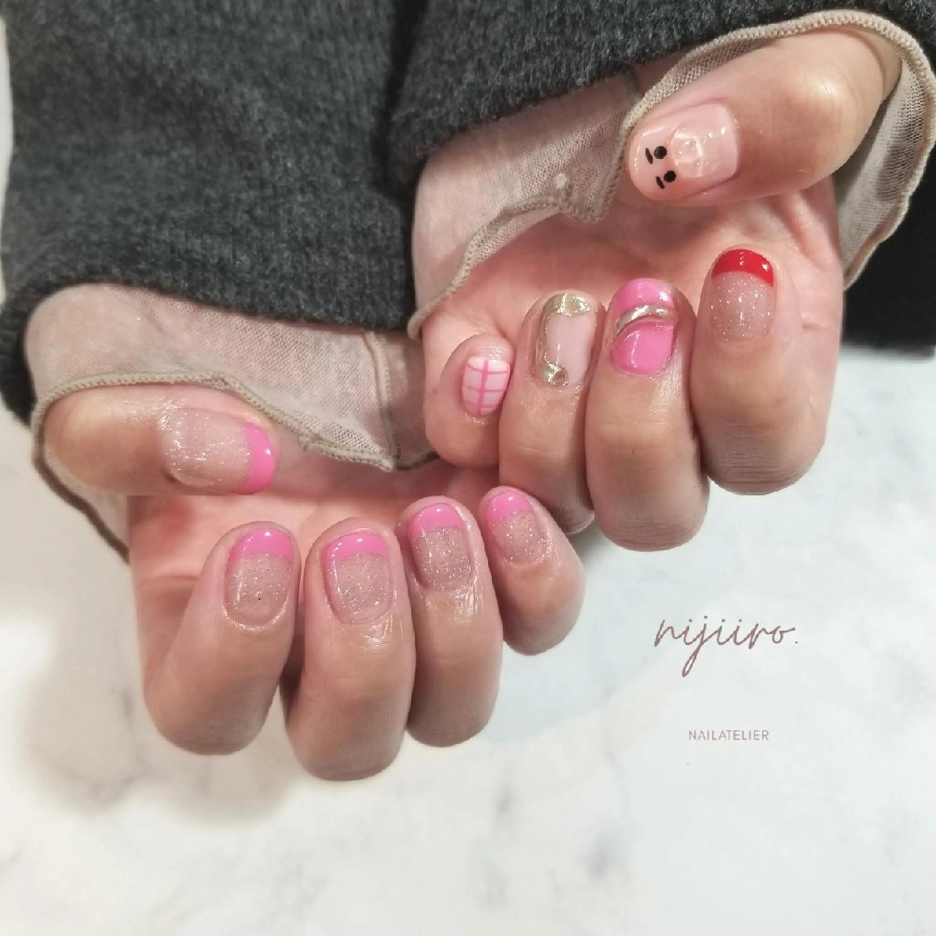 ネイル ハンドネイル nailatelier nijiiro.所属・nijiiro🌈 サトウのネイルデザイン