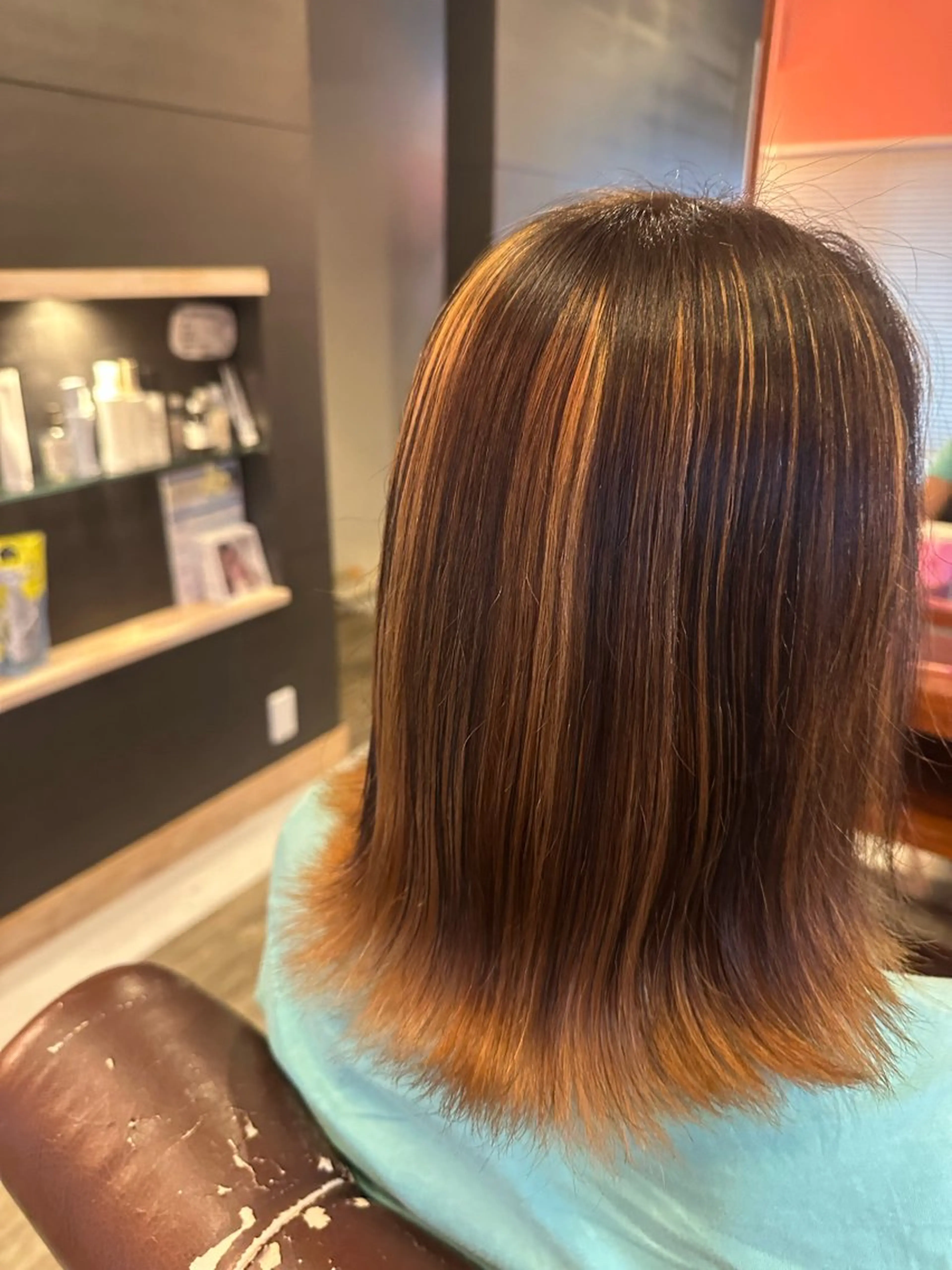 ミディアム カラー ヘアカラー 安達 望のヘアスタイル