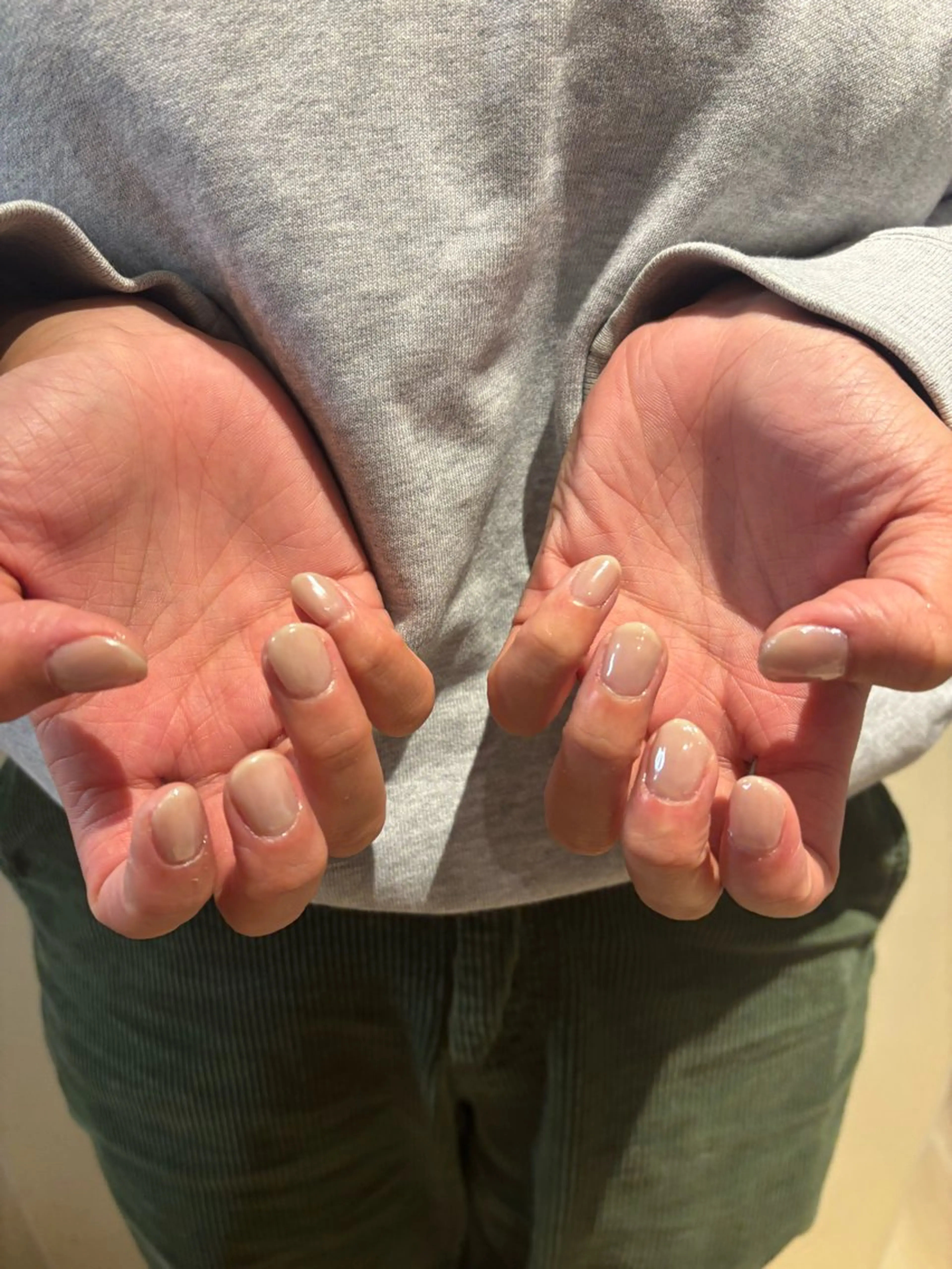 ネイル ミラーネイル 宮原 葵のネイルデザイン