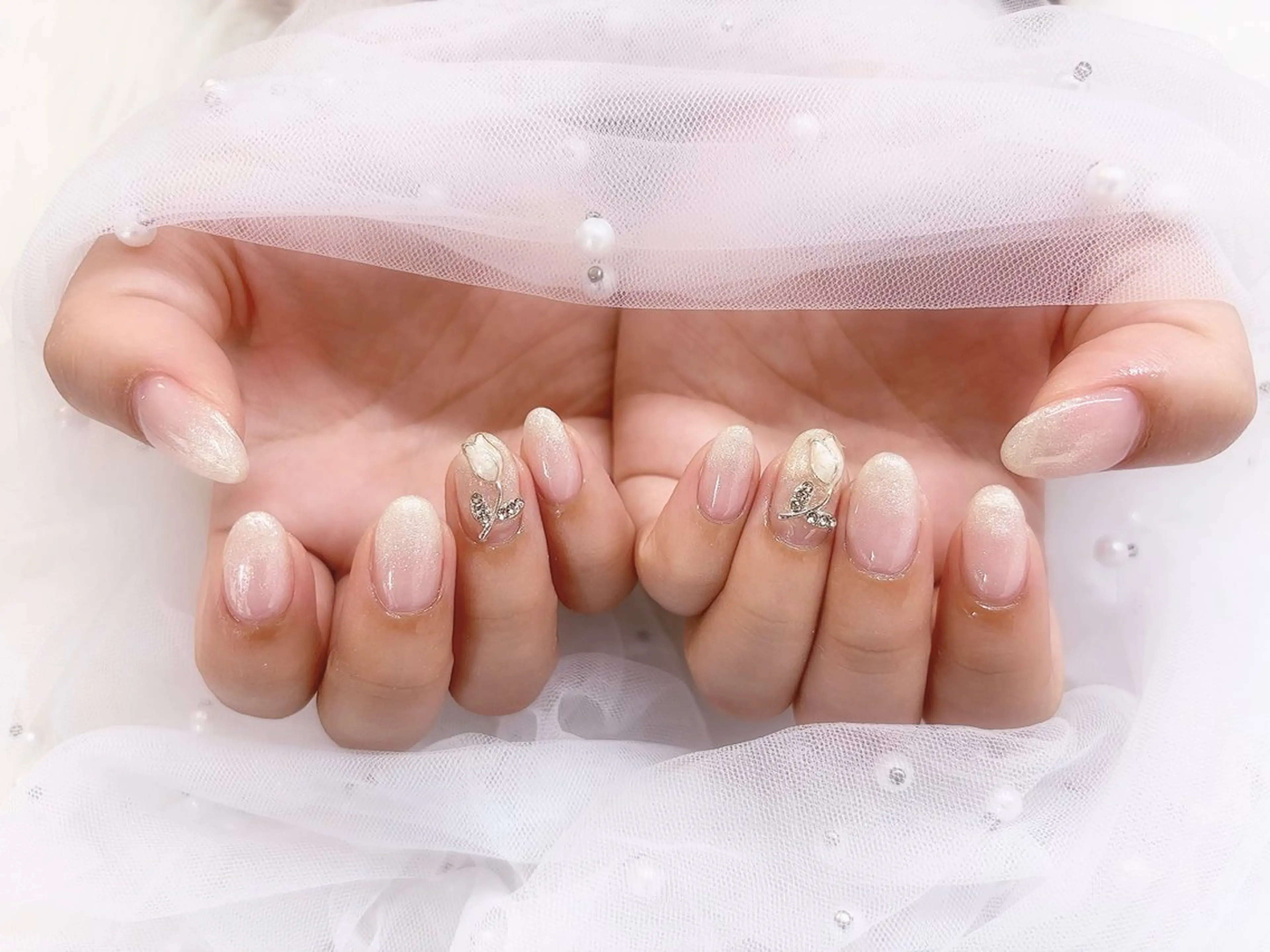 🌸オフなし🌸コスパNo1🌟ワンカラーorラメグラ＋有料パーツ2個の写真