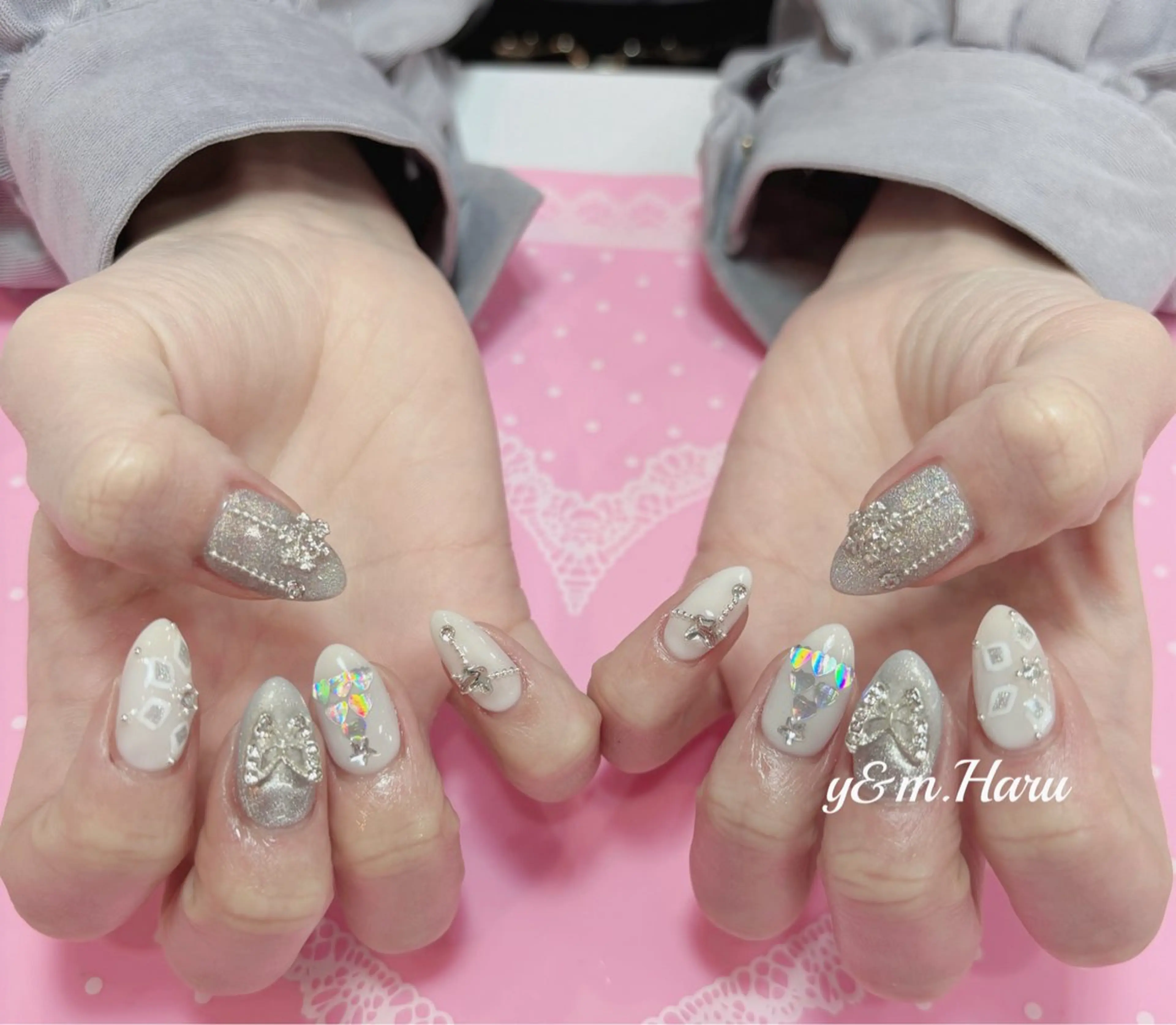 ネイル Ui_Amor (パラジェル)のネイルデザイン