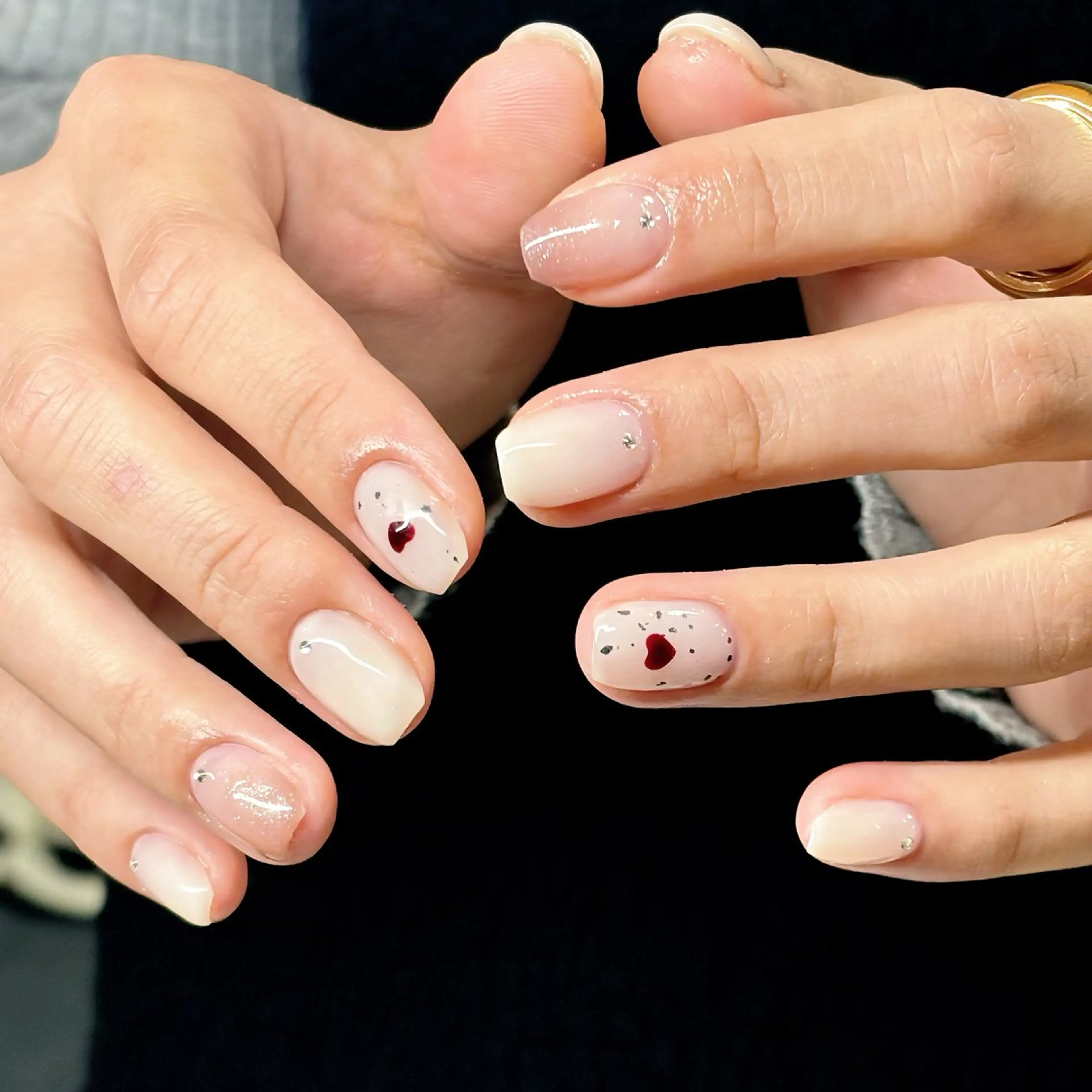 ネイル 水色 マグネットネイル ミラーネイル ワンカラーネイル バレンタイン ハンドネイル 🫧OPELIA NAIL渋谷🫧のネイルデザイン