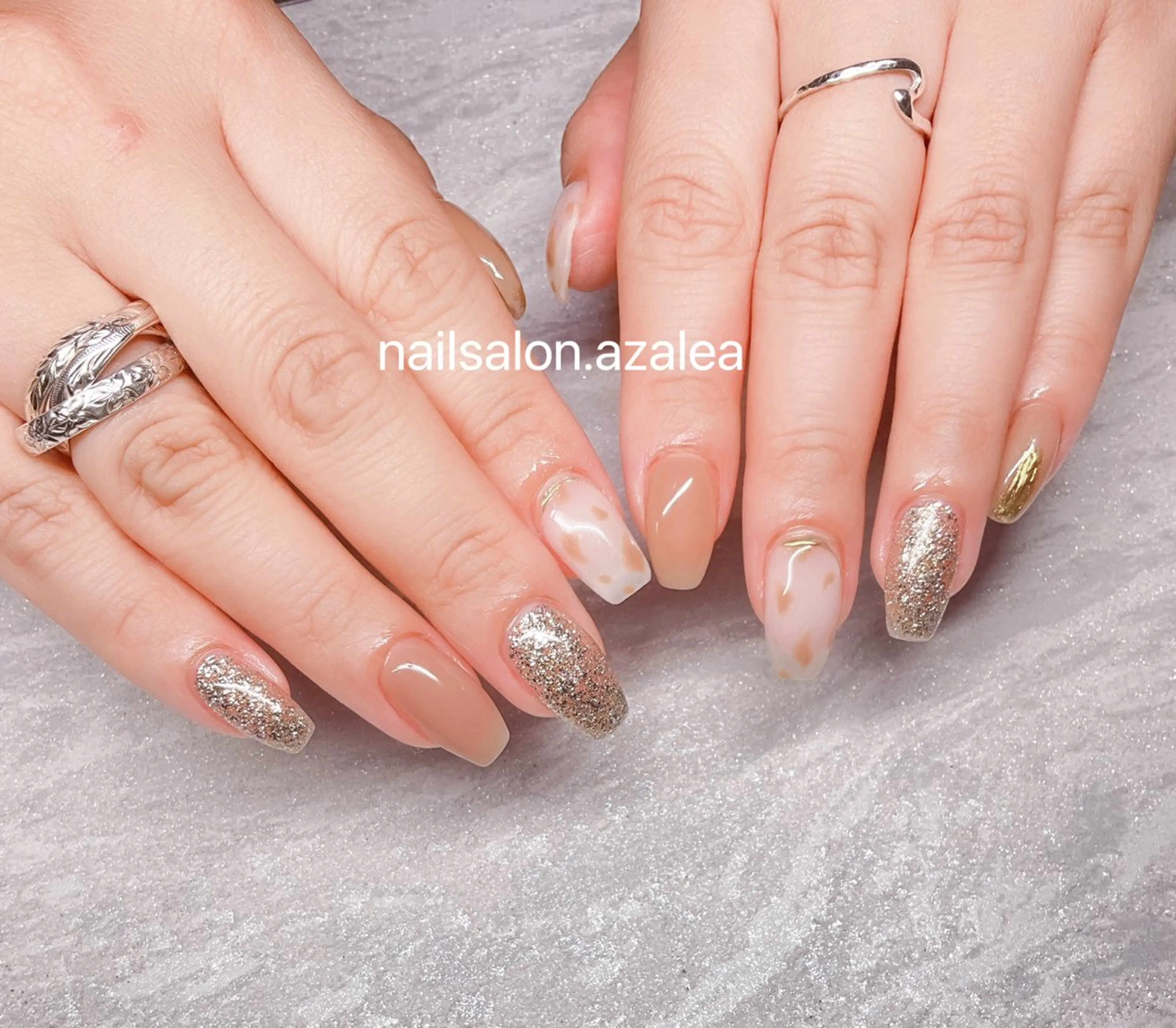 ネイル ハンドネイル R inのネイルデザイン