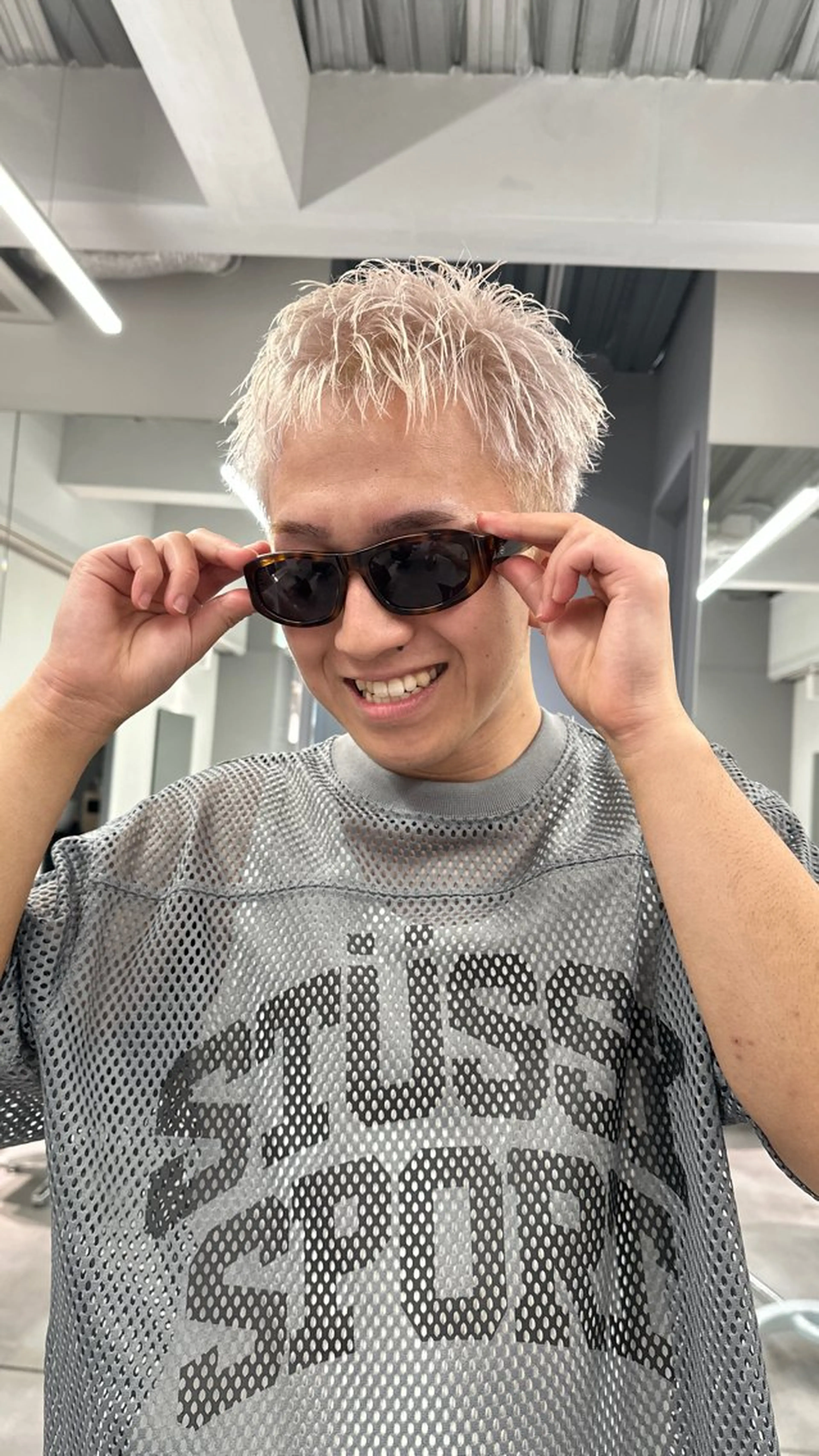 【12月限定!!👀】メンズハイトーンカラー（ブリーチ＋カラー＋トリートメント）の写真