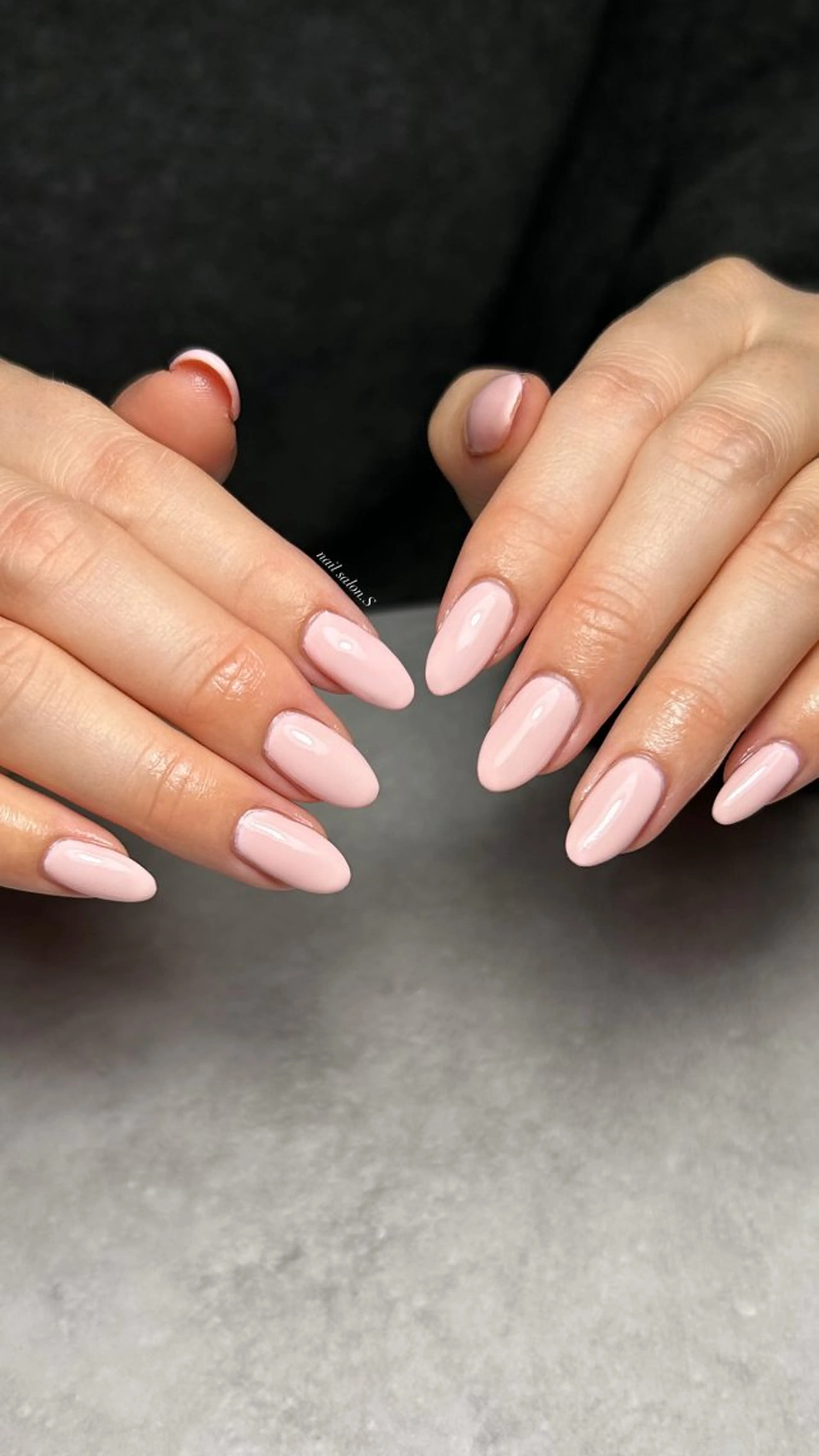 ネイル ジェルネイル 持ち込み ワンカラーネイル スカルプネイル ハンドネイル 関山 志乃のネイルデザイン