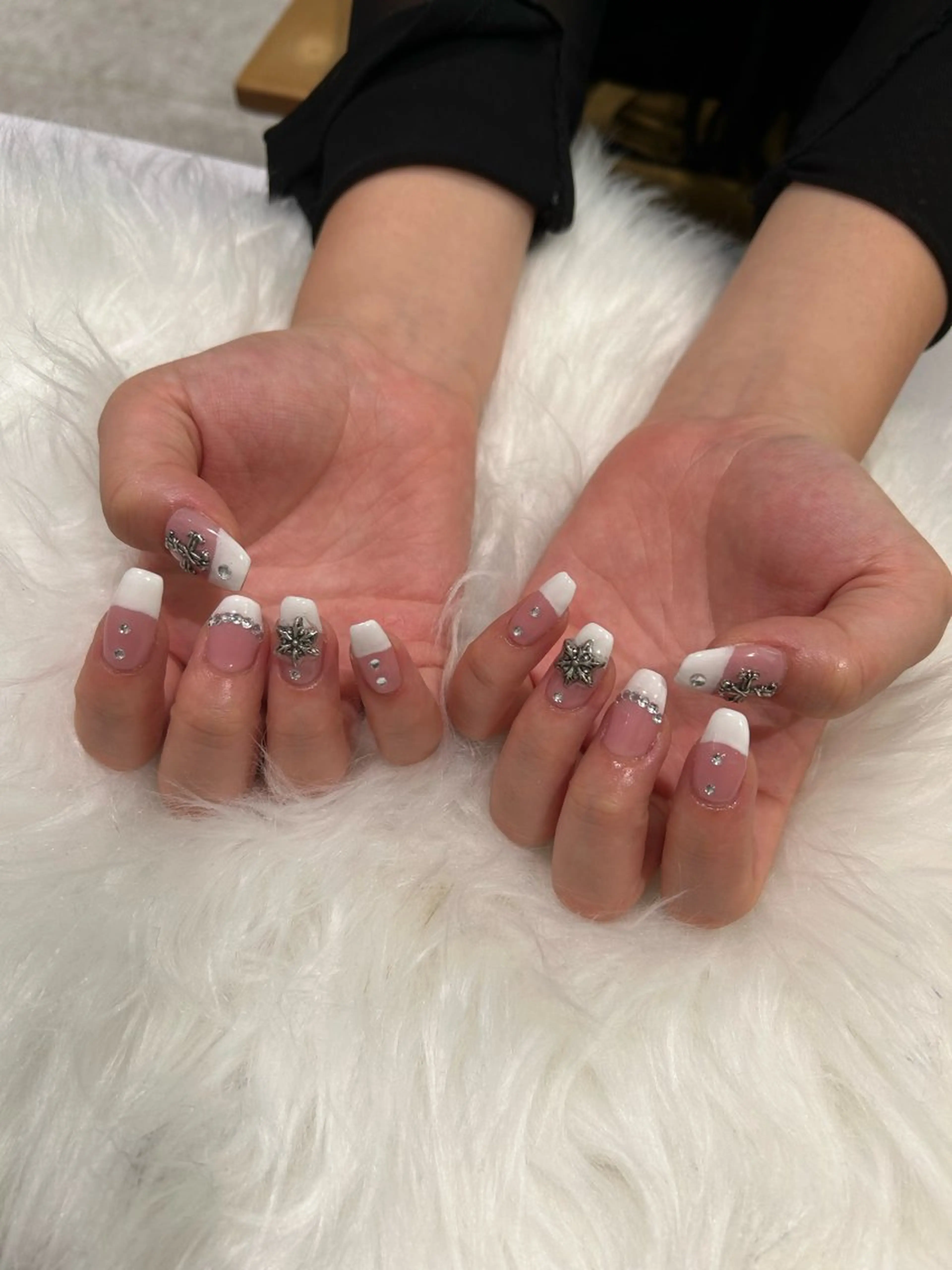 ネイル 成人式 長さ出し 韓国ネイル ショートネイル ハンドネイル ♡ハイトーン★ ネイル/しの♡のヘアスタイル