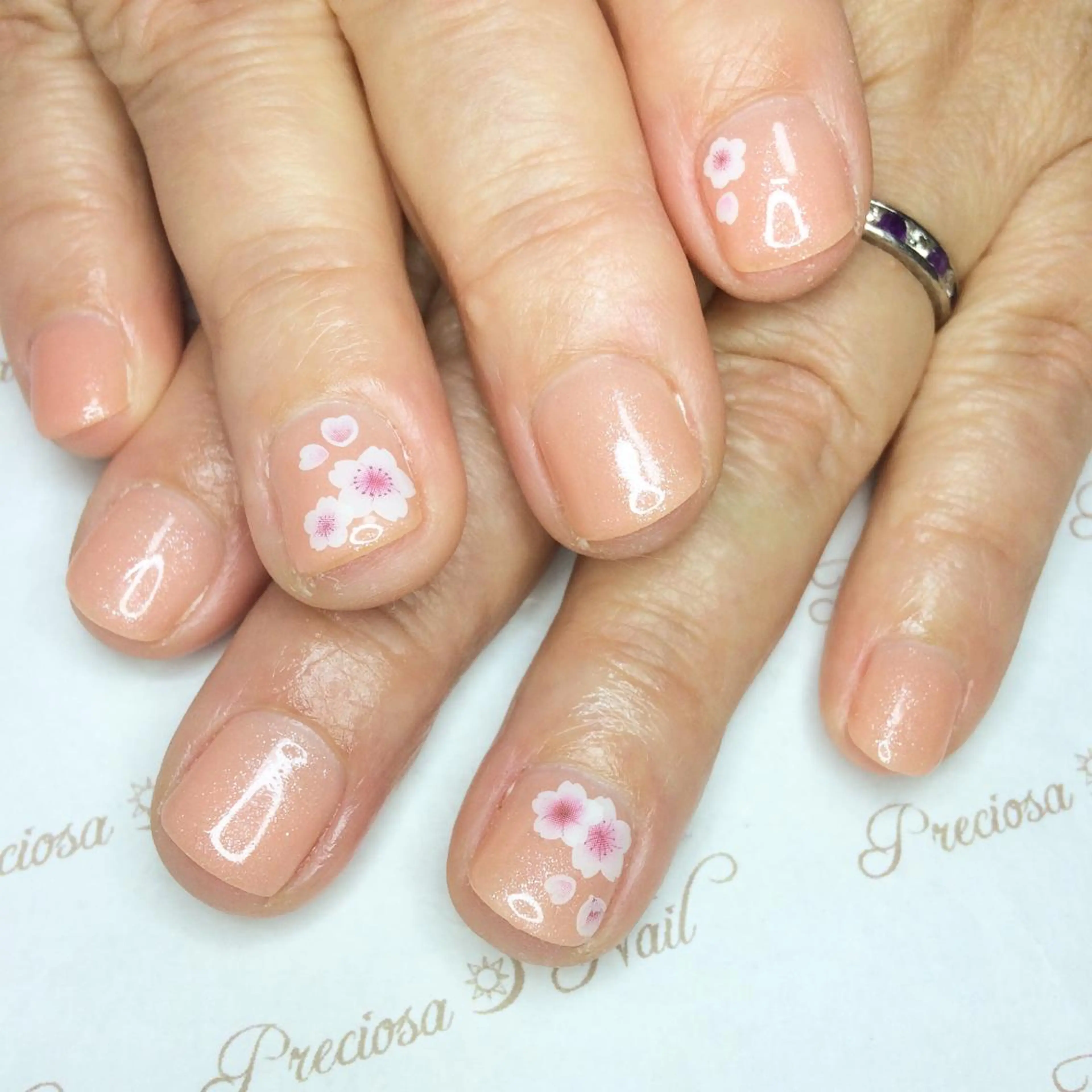 ネイル preciosa.nail所属・久場 晴美のネイルデザイン