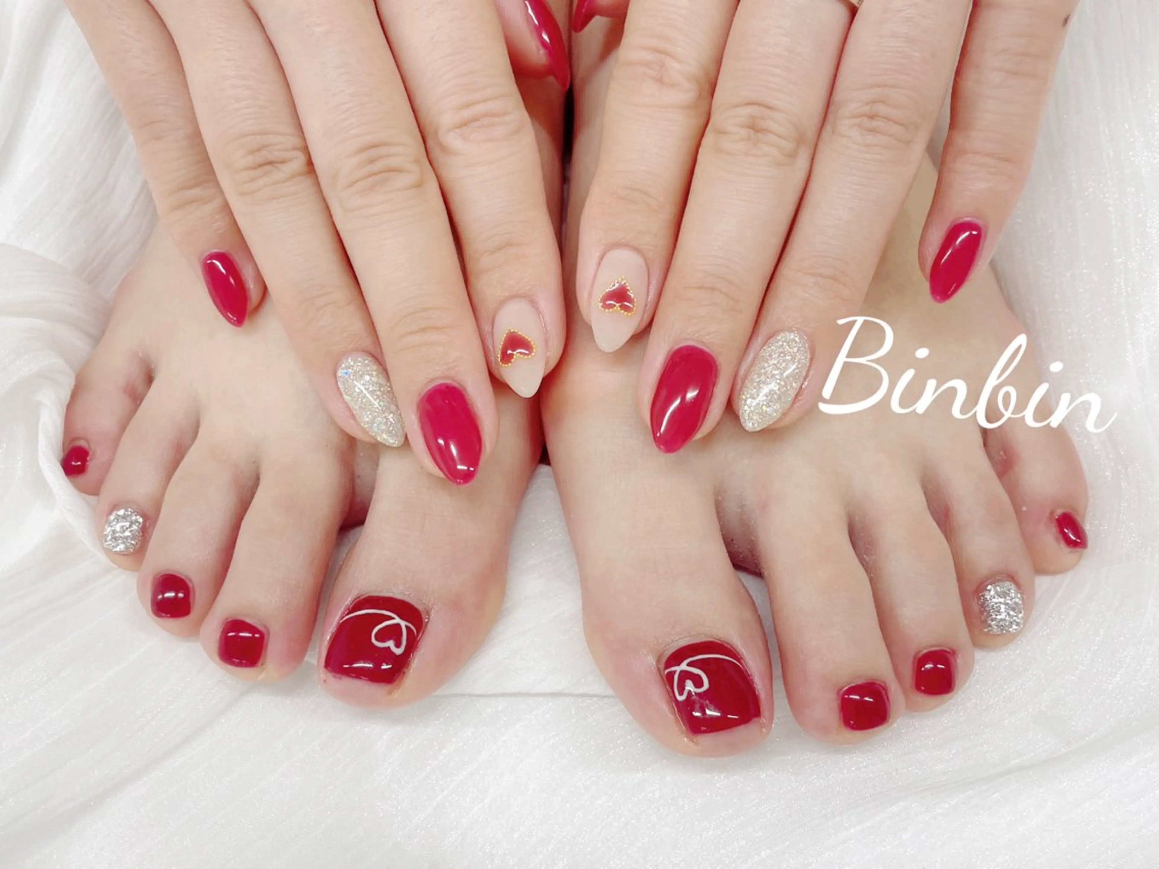 🖐️ハンド+🦶フット🎀シンプル定額デザイン🎀初回オフ無料の写真