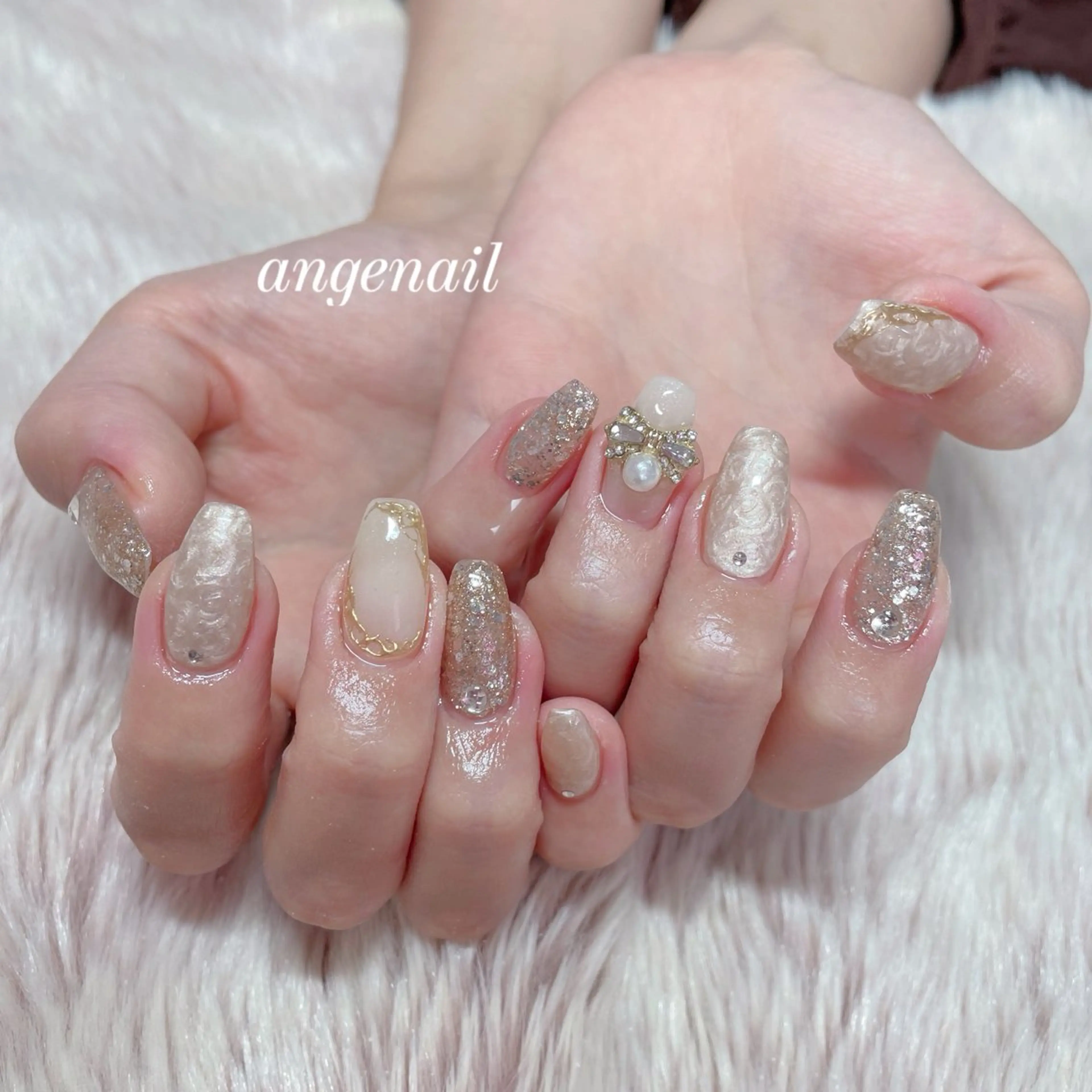 ネイル ハンドネイル オーナーネイリスト MAKIのネイルデザイン