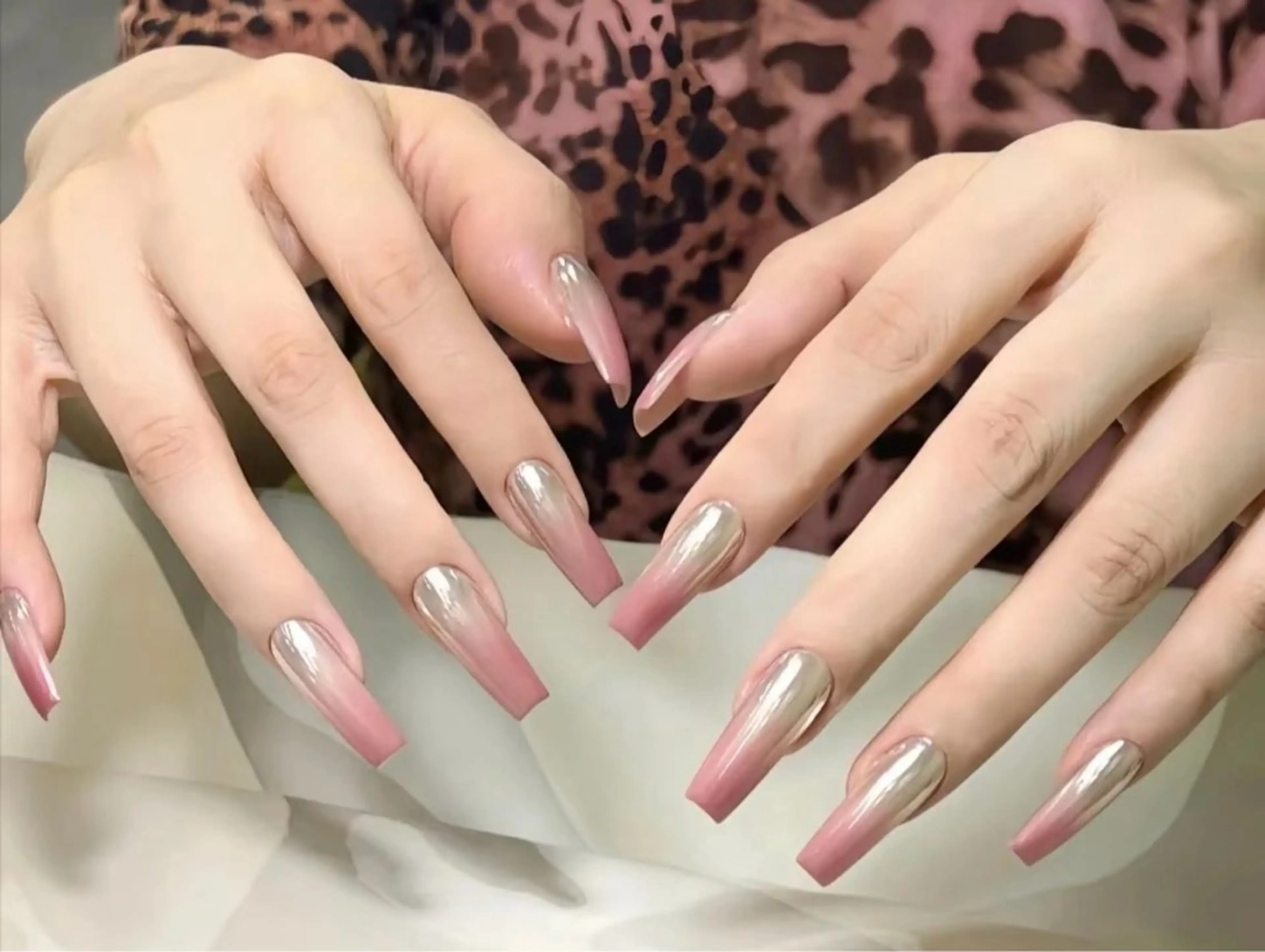 ネイル ETELUNA Nail 銀座店【パラジェル/フィルイン/チップスカルプ/マグネット/ニュアンス】所属・周 テイのネイルデザイン